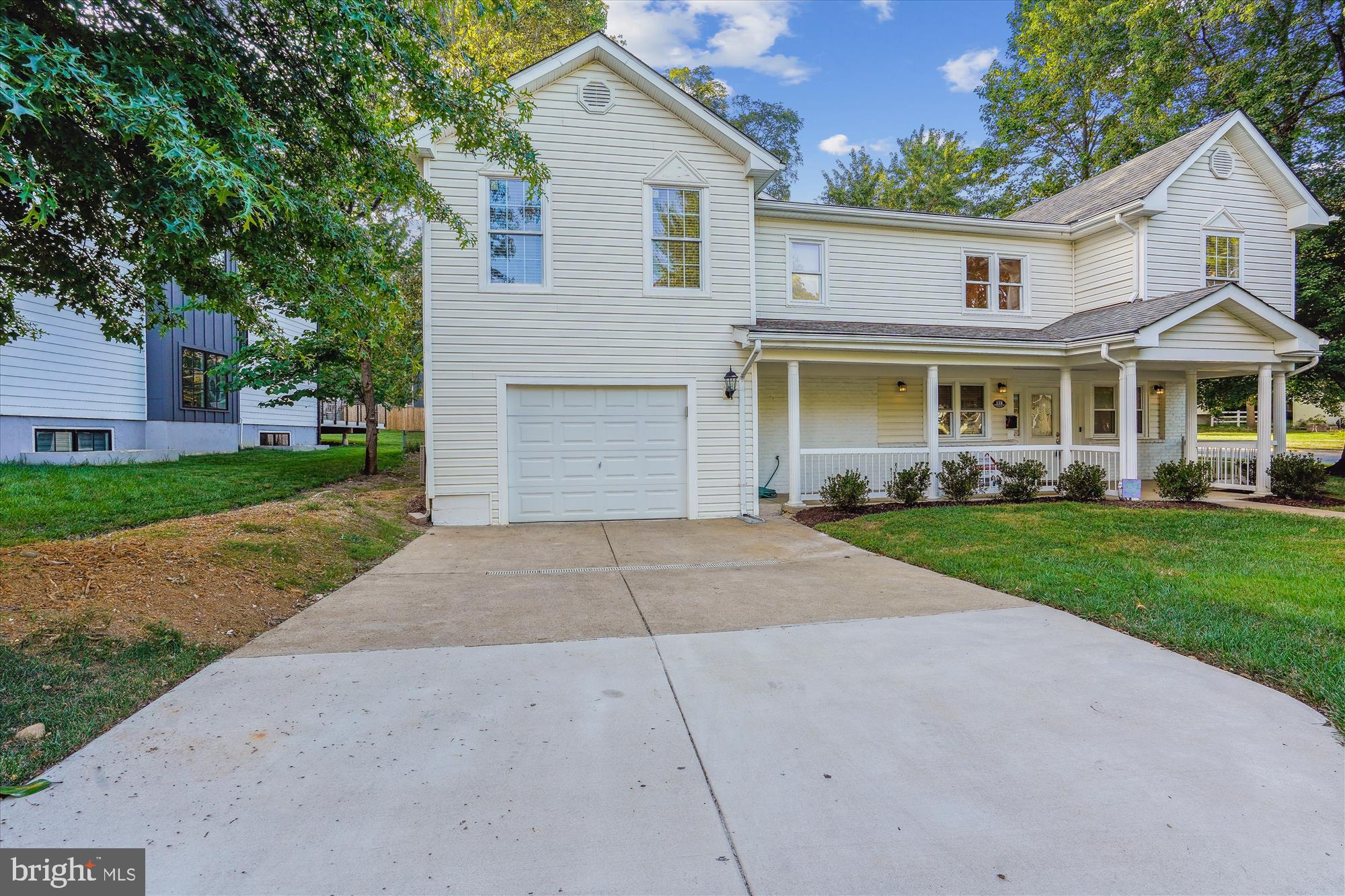 VIENNA WOODS - Residential Lease