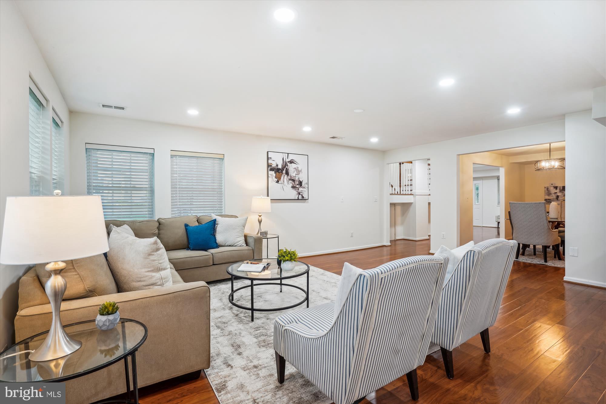 VIENNA WOODS - Residential Lease