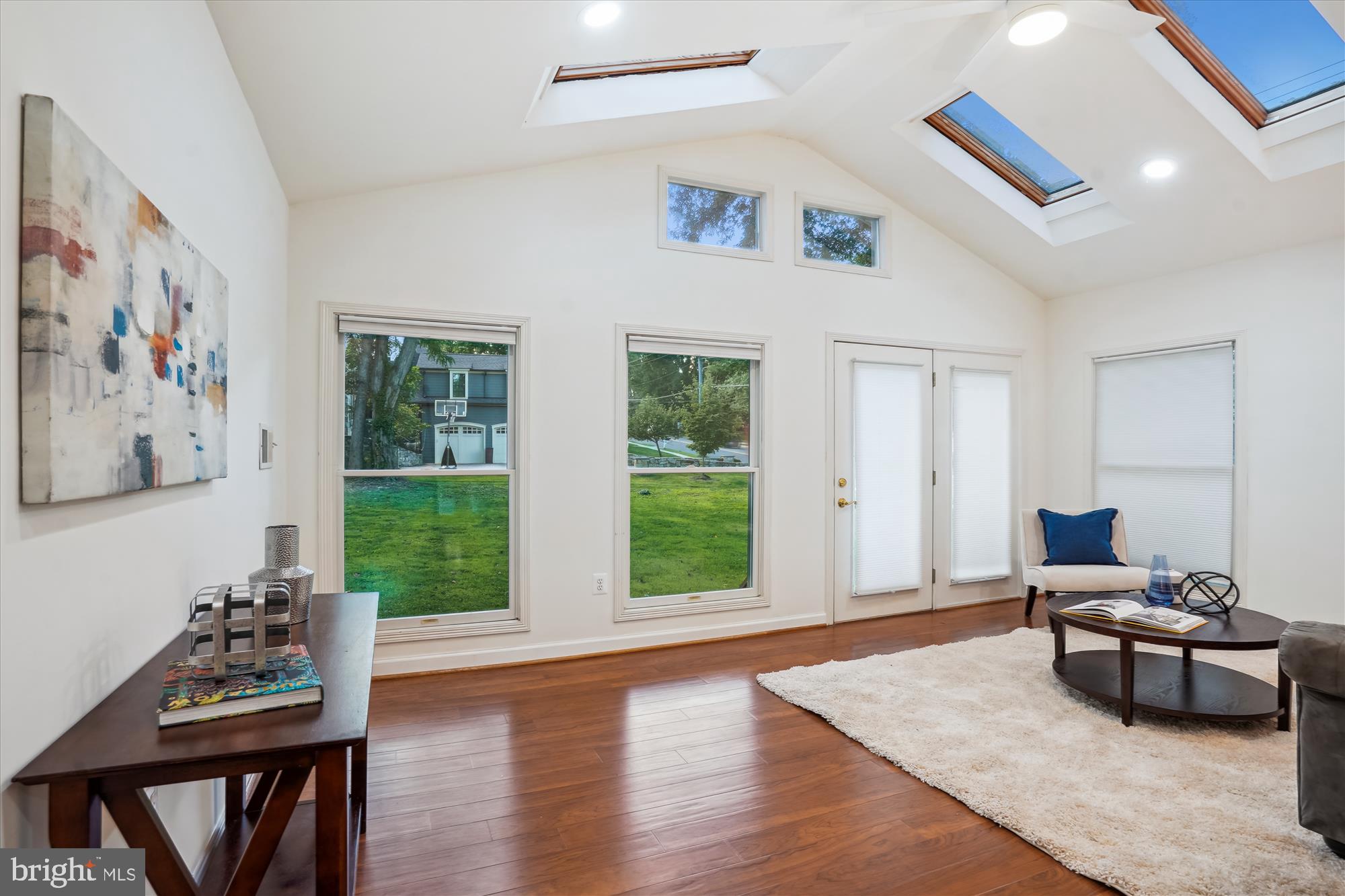 VIENNA WOODS - Residential Lease