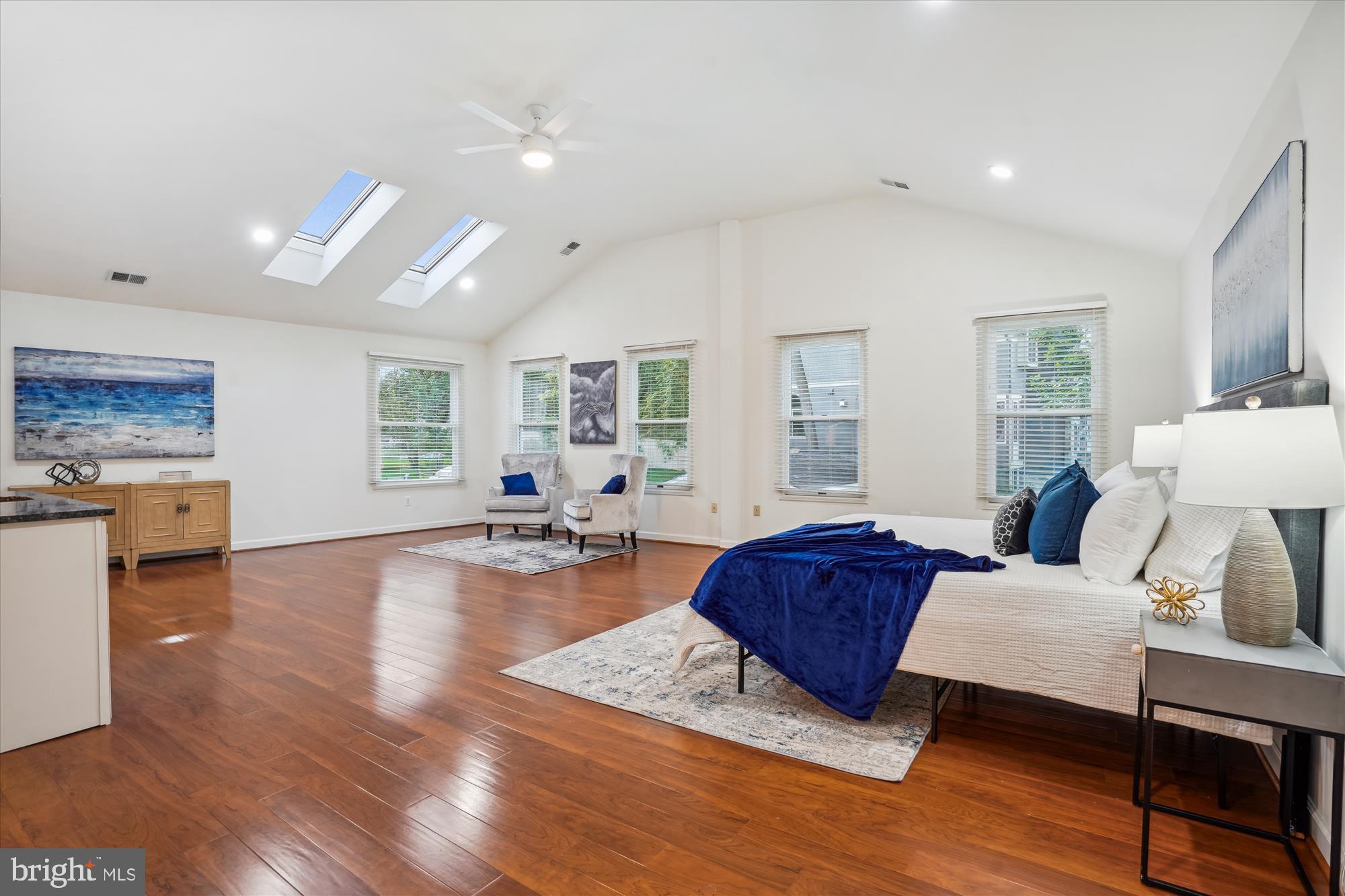 VIENNA WOODS - Residential Lease