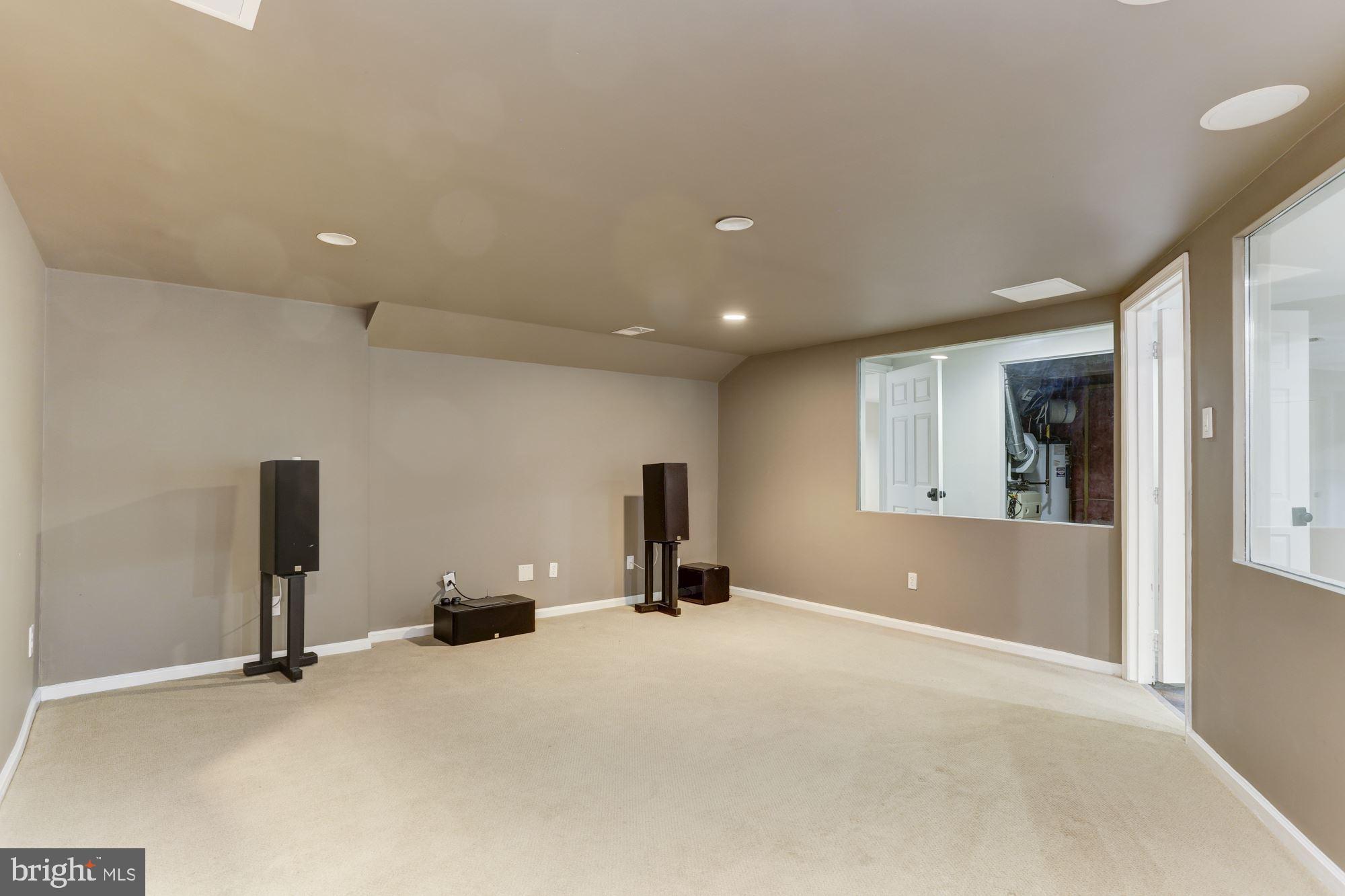 VILLAGE OF HICKORY RIDGE - Residential