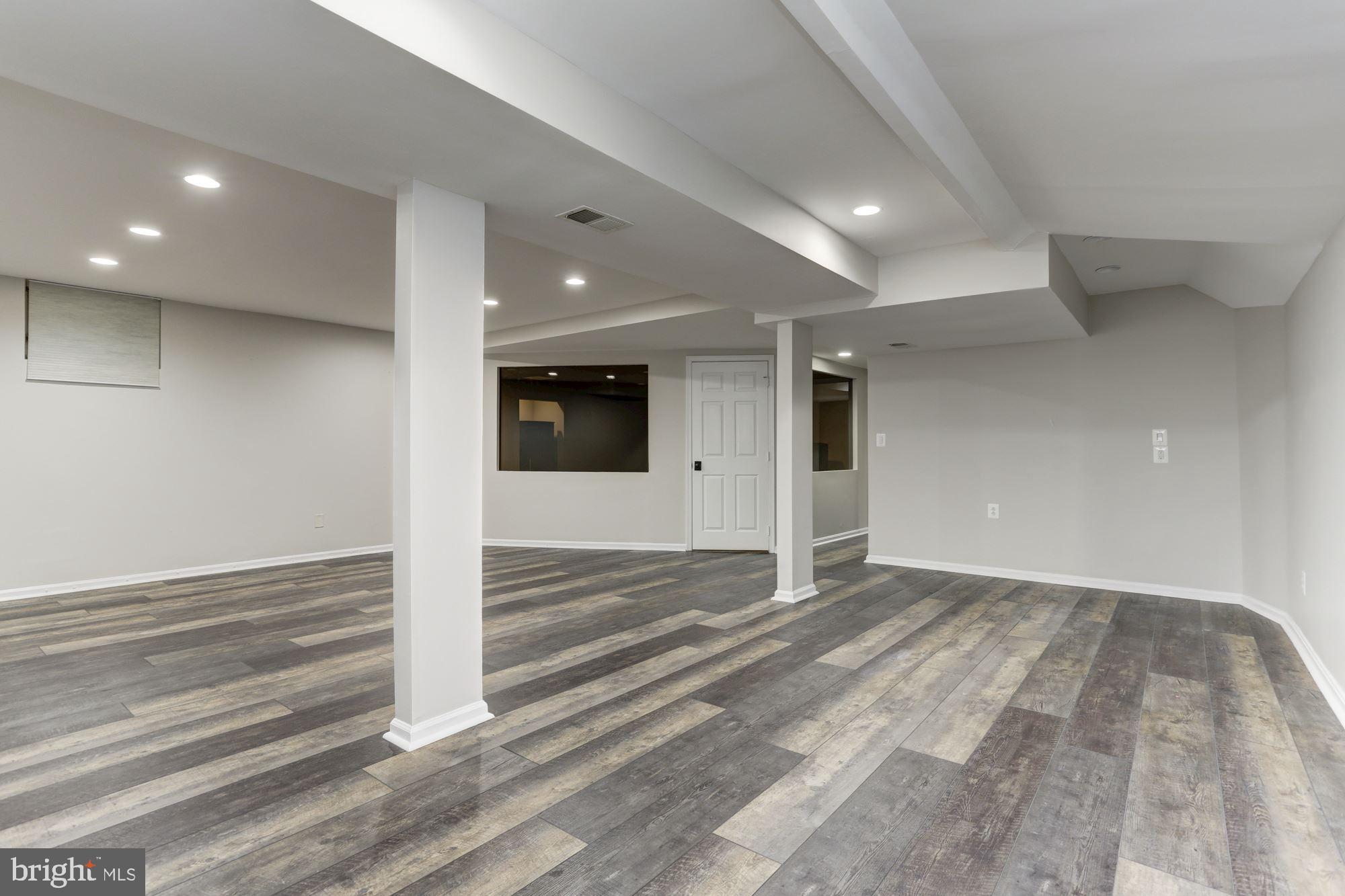 VILLAGE OF HICKORY RIDGE - Residential