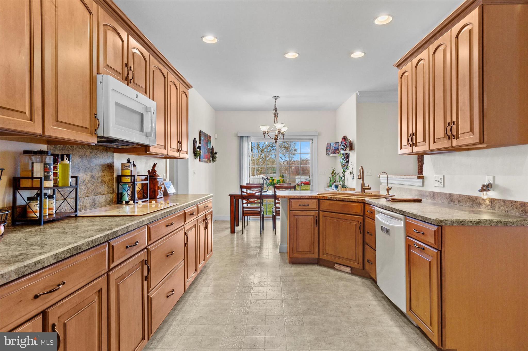 MORGANS RUN - Residential