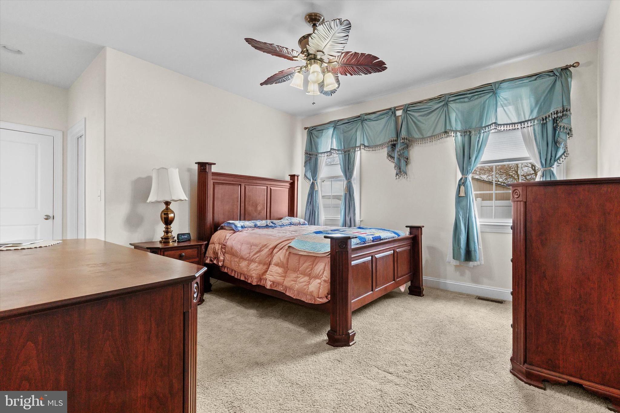 MORGANS RUN - Residential