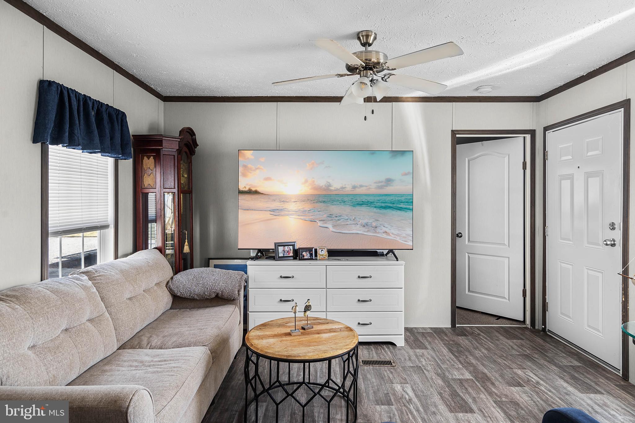 SALT LIFE PARK LLC - Residential