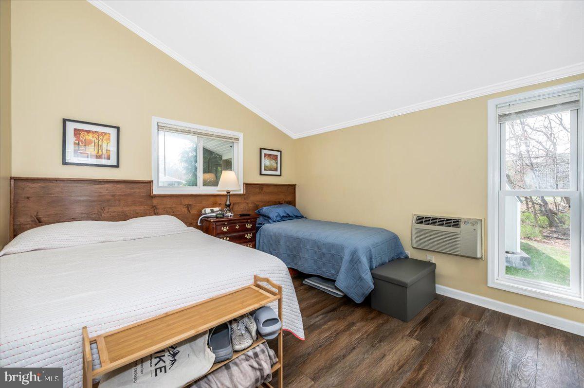 THE WOODS - Residential