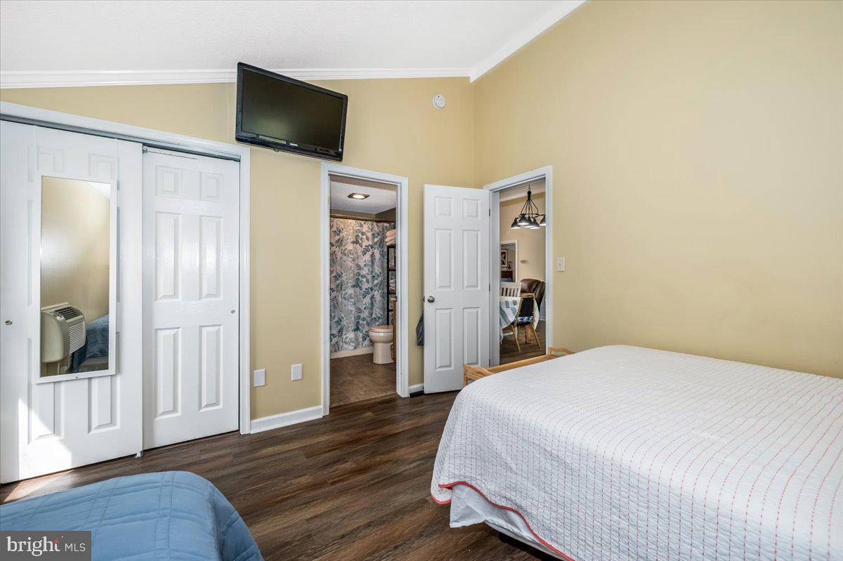 THE WOODS - Residential