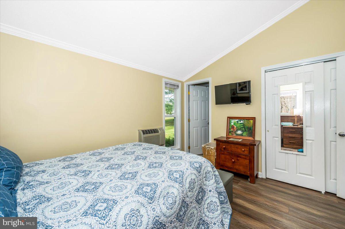 THE WOODS - Residential