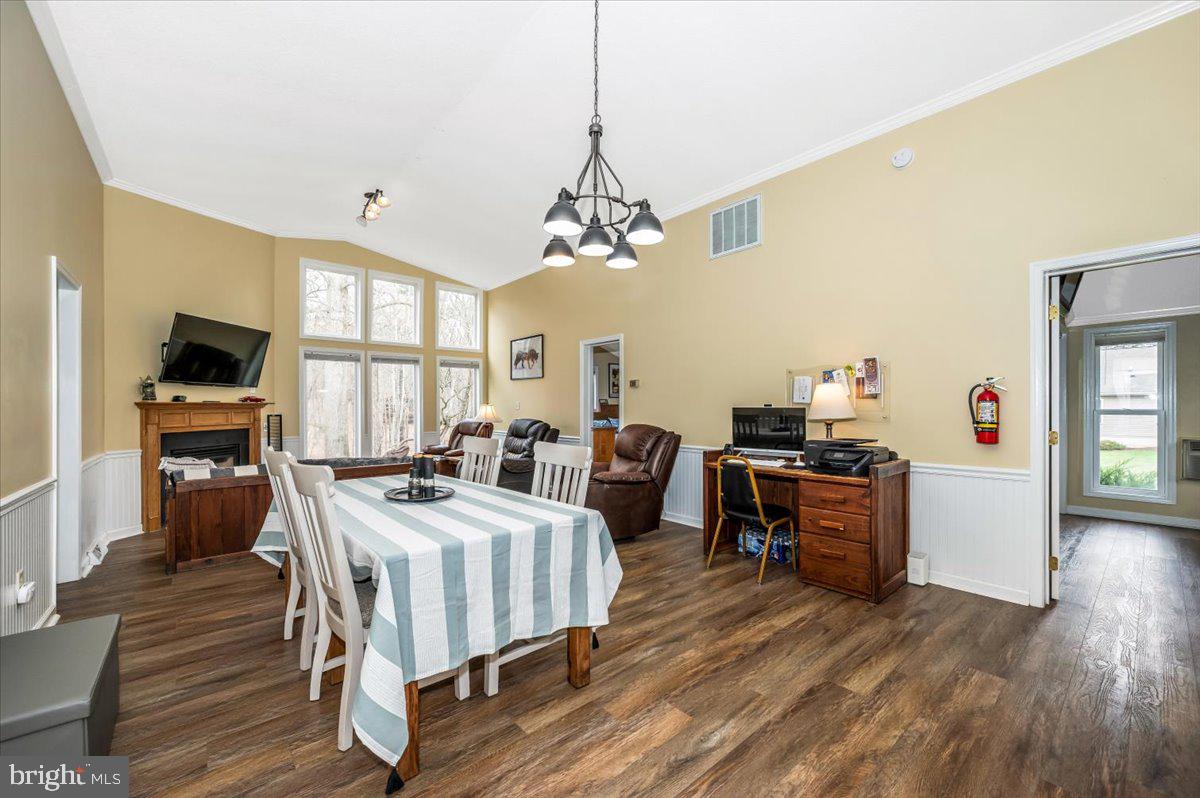 THE WOODS - Residential