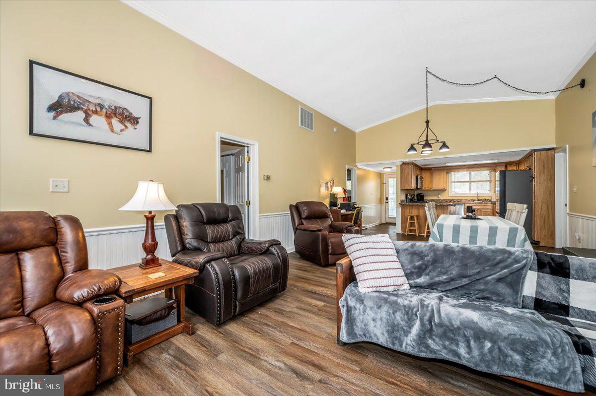 THE WOODS - Residential