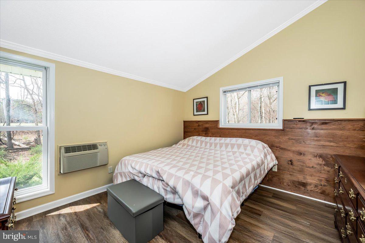 THE WOODS - Residential