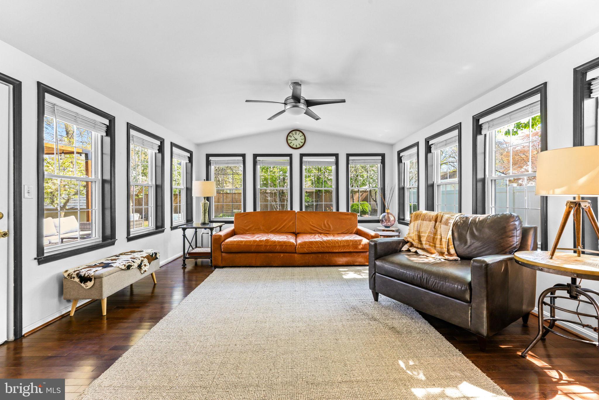 FOX CHASE - Residential