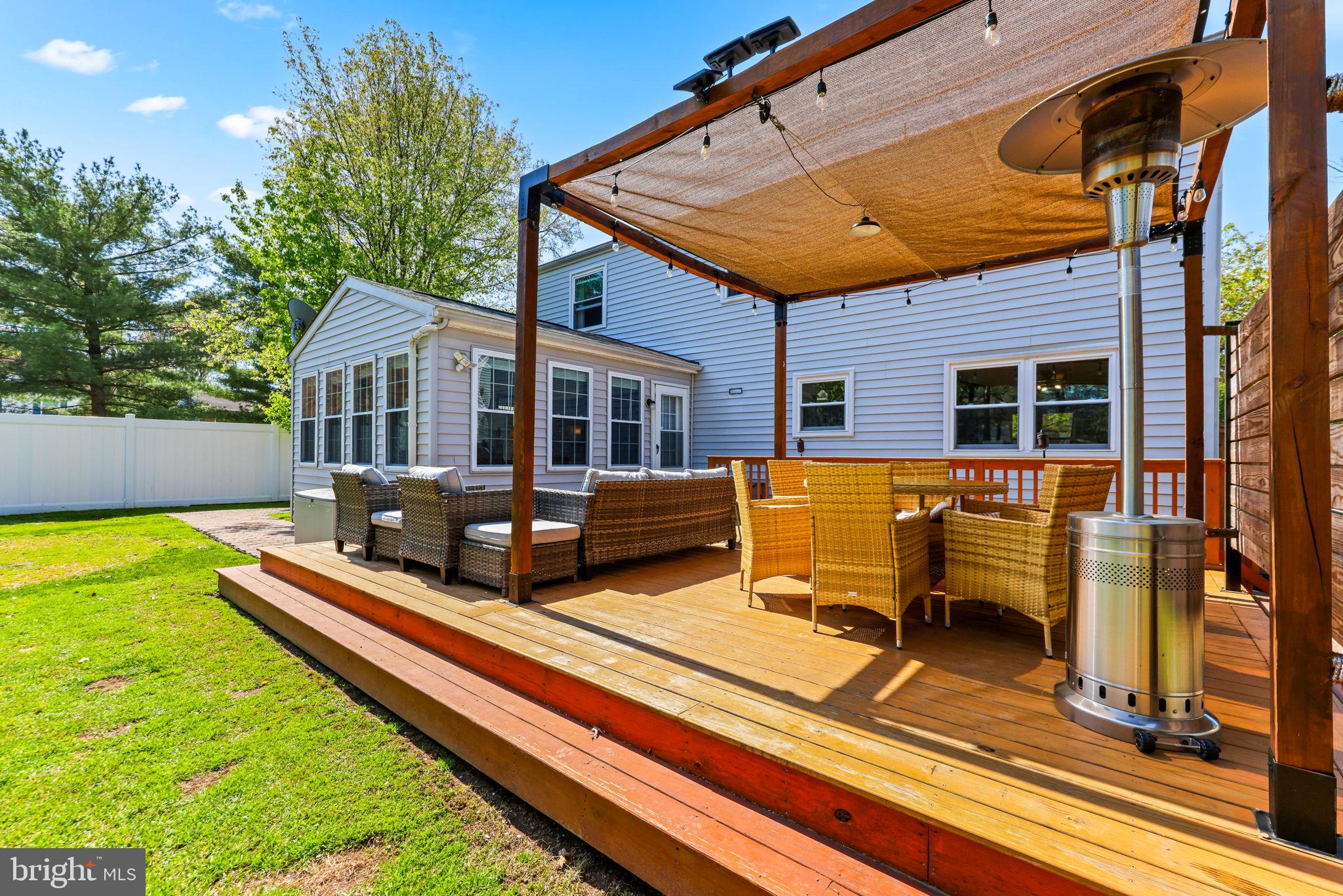 FOX CHASE - Residential