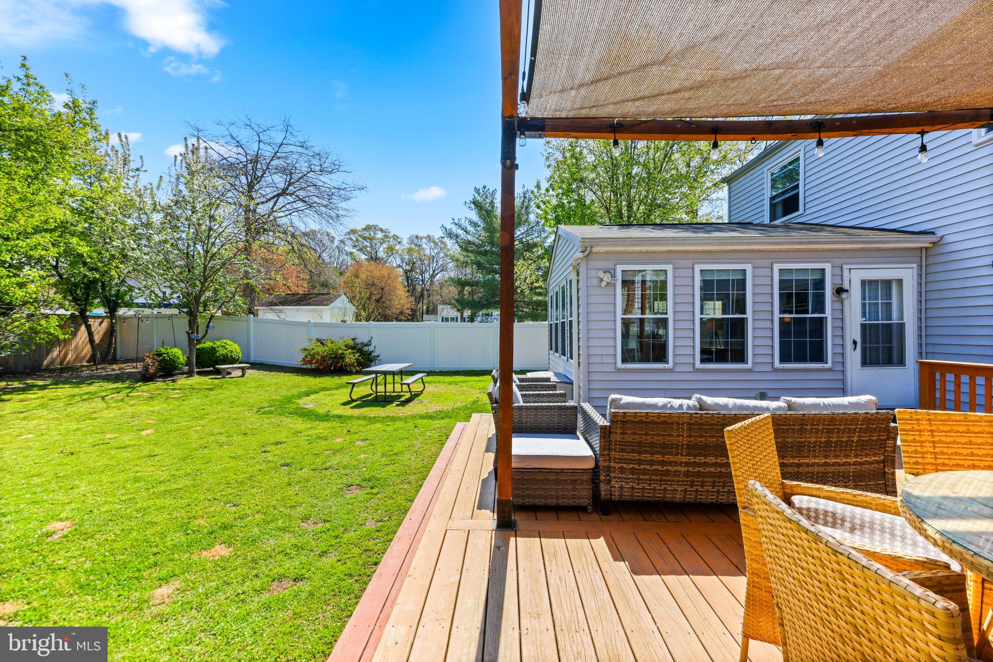 FOX CHASE - Residential