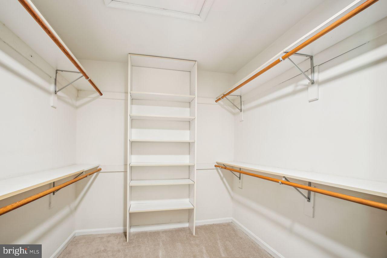 WORTHINGTON RESERVES - Residential