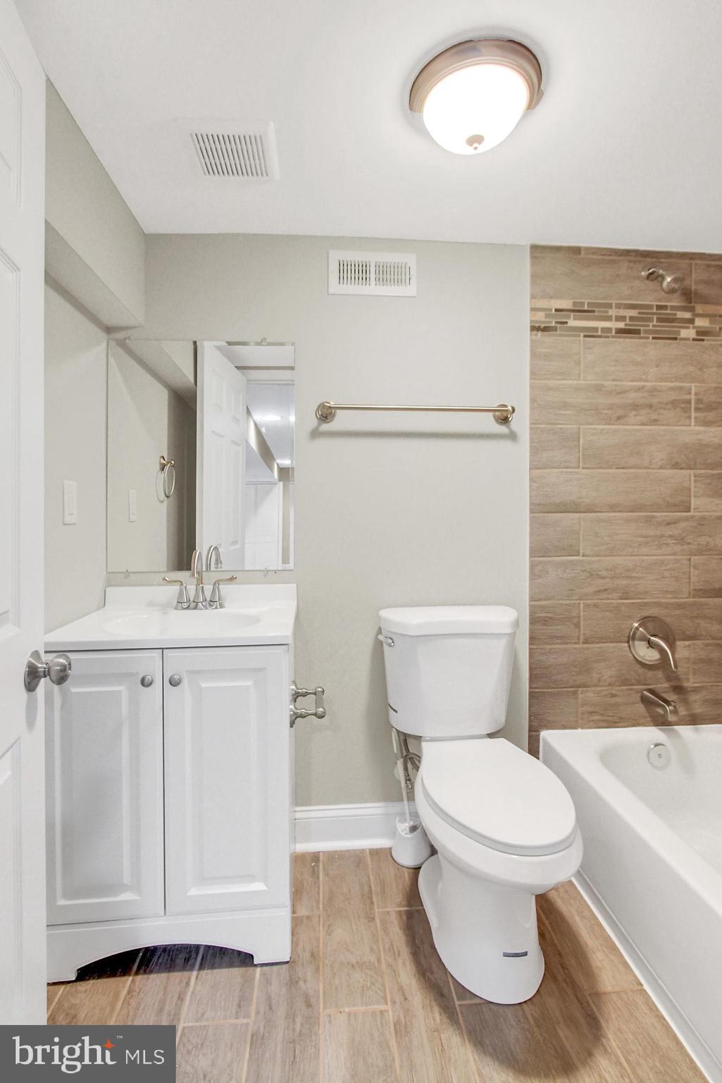 ROSEDALE - Residential