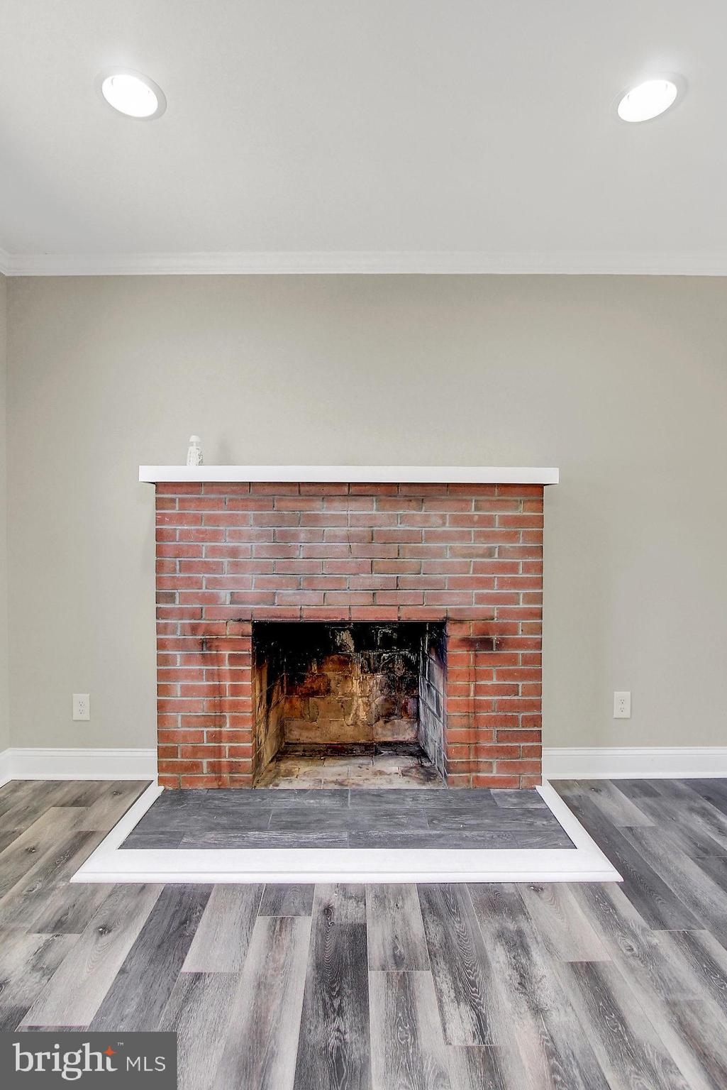 ROSEDALE - Residential