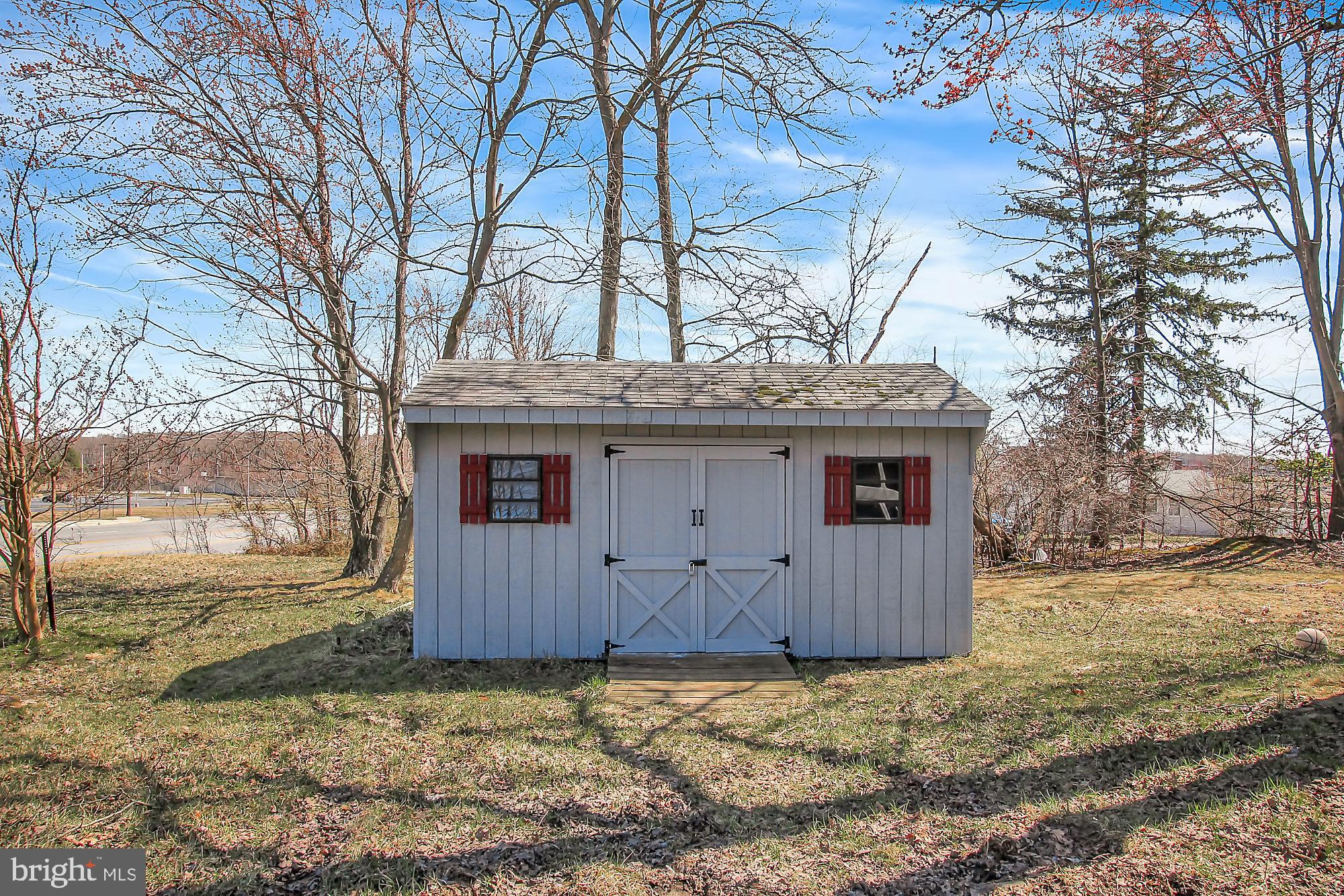 ROSEDALE - Residential