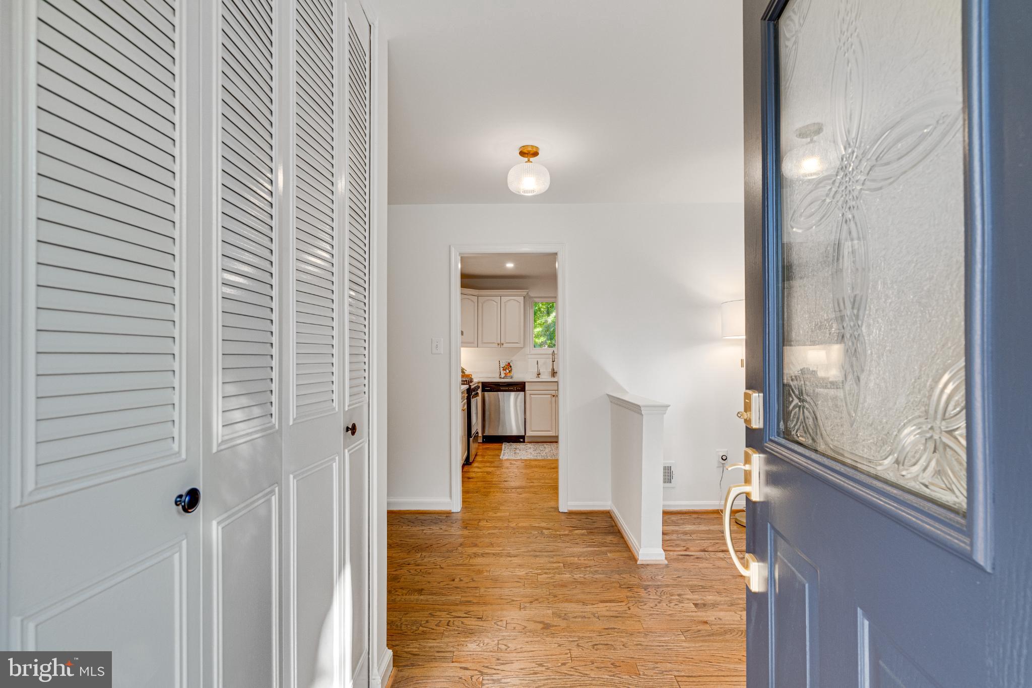 9896 BECKET COURT