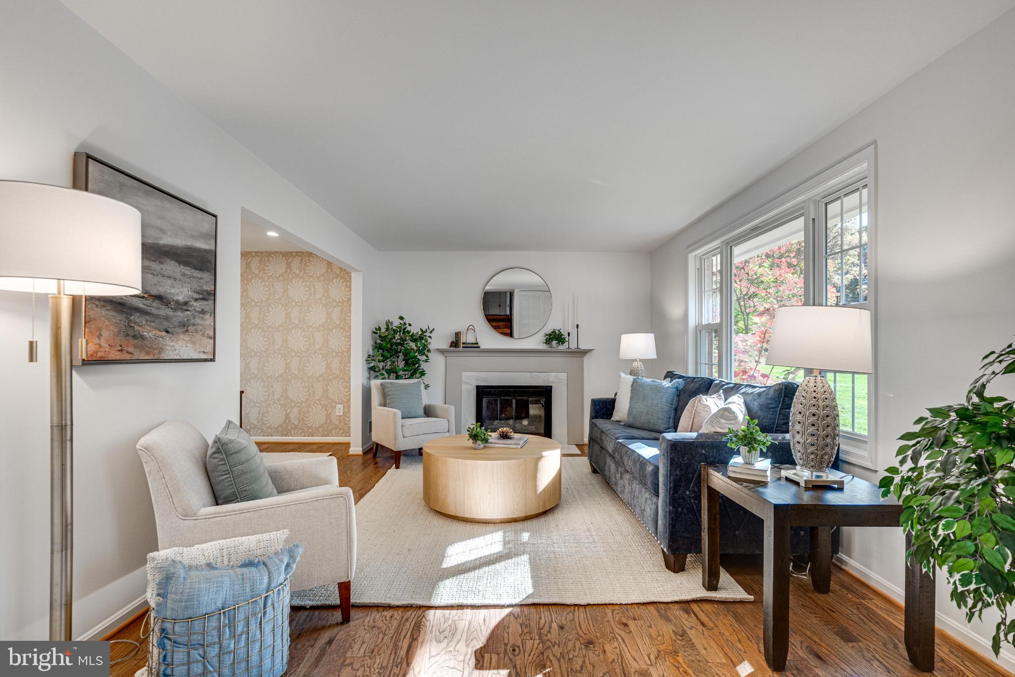 9896 BECKET COURT
