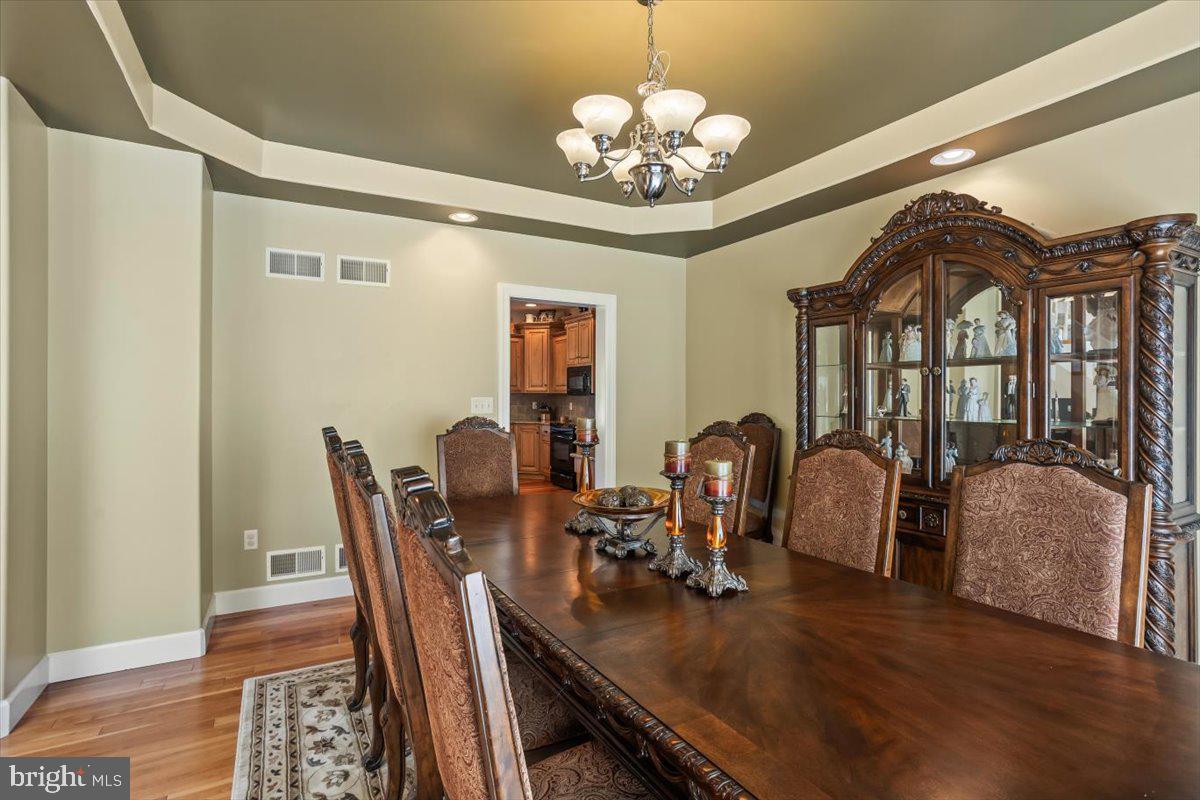 IRON VALLEY ESTATES - Residential