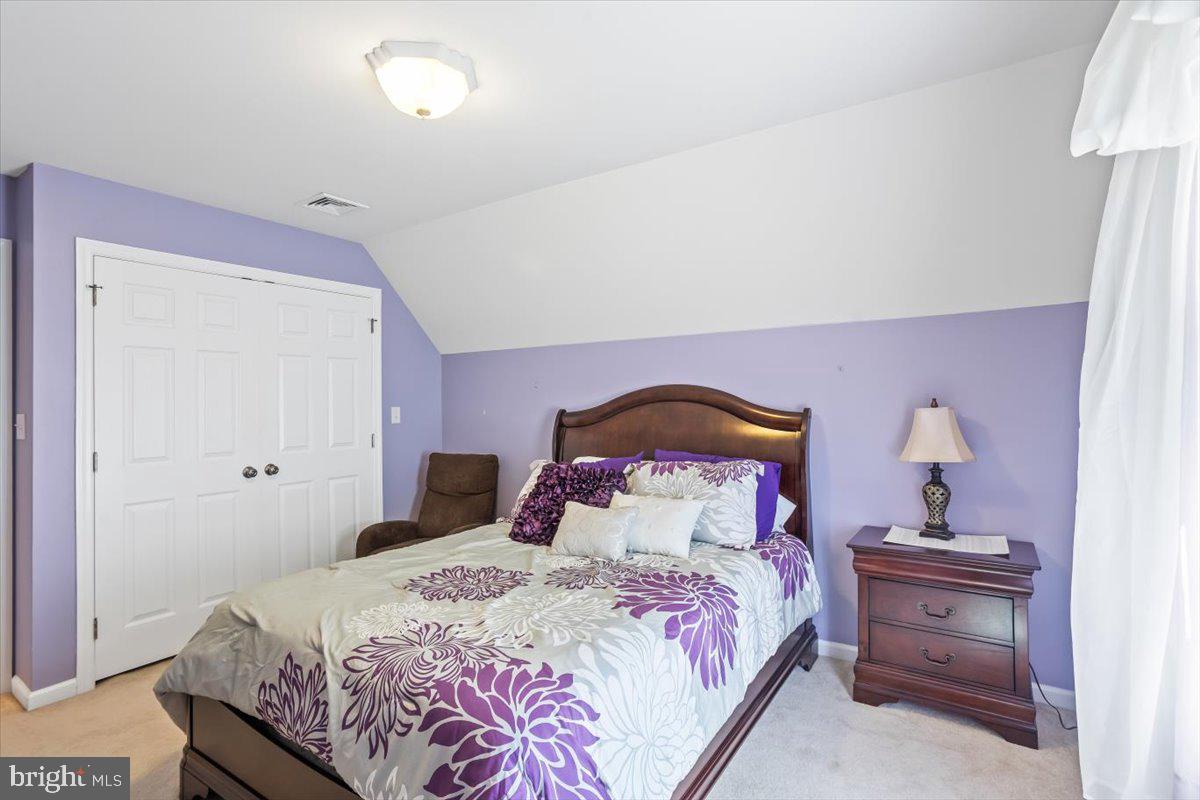 IRON VALLEY ESTATES - Residential