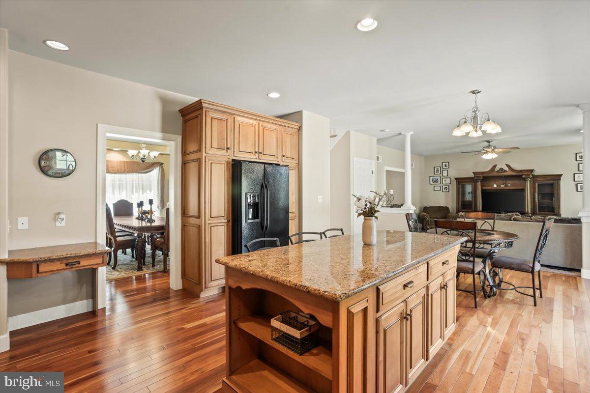 IRON VALLEY ESTATES - Residential