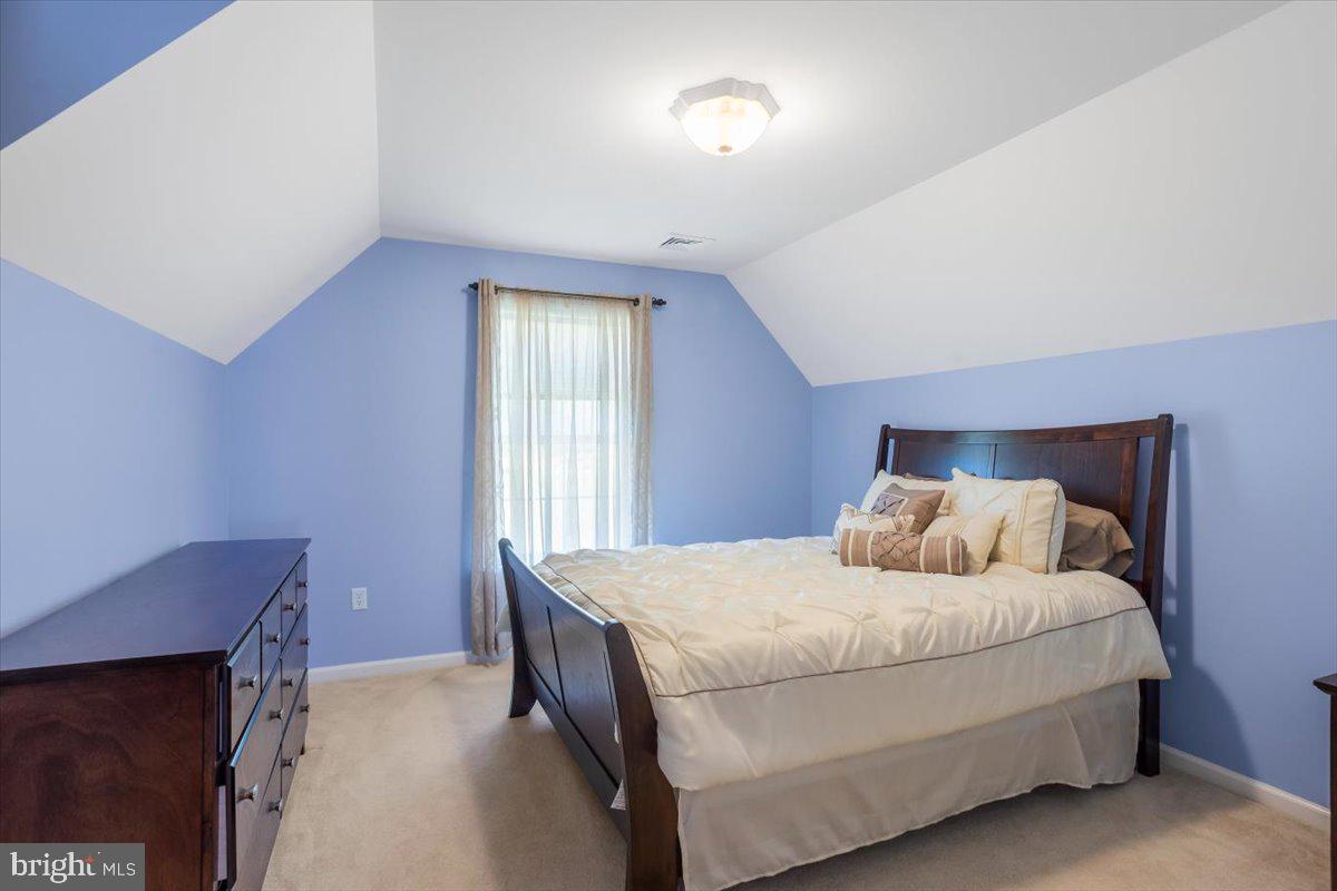 IRON VALLEY ESTATES - Residential