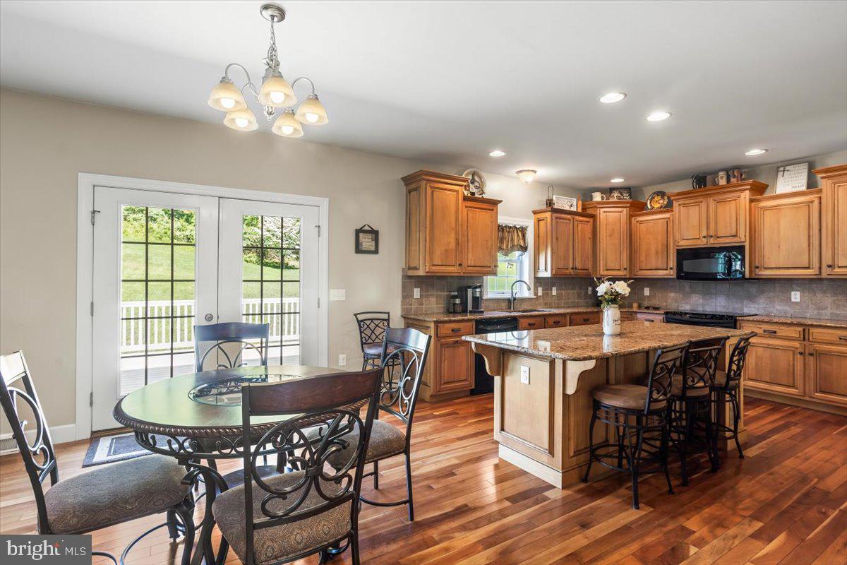 IRON VALLEY ESTATES - Residential