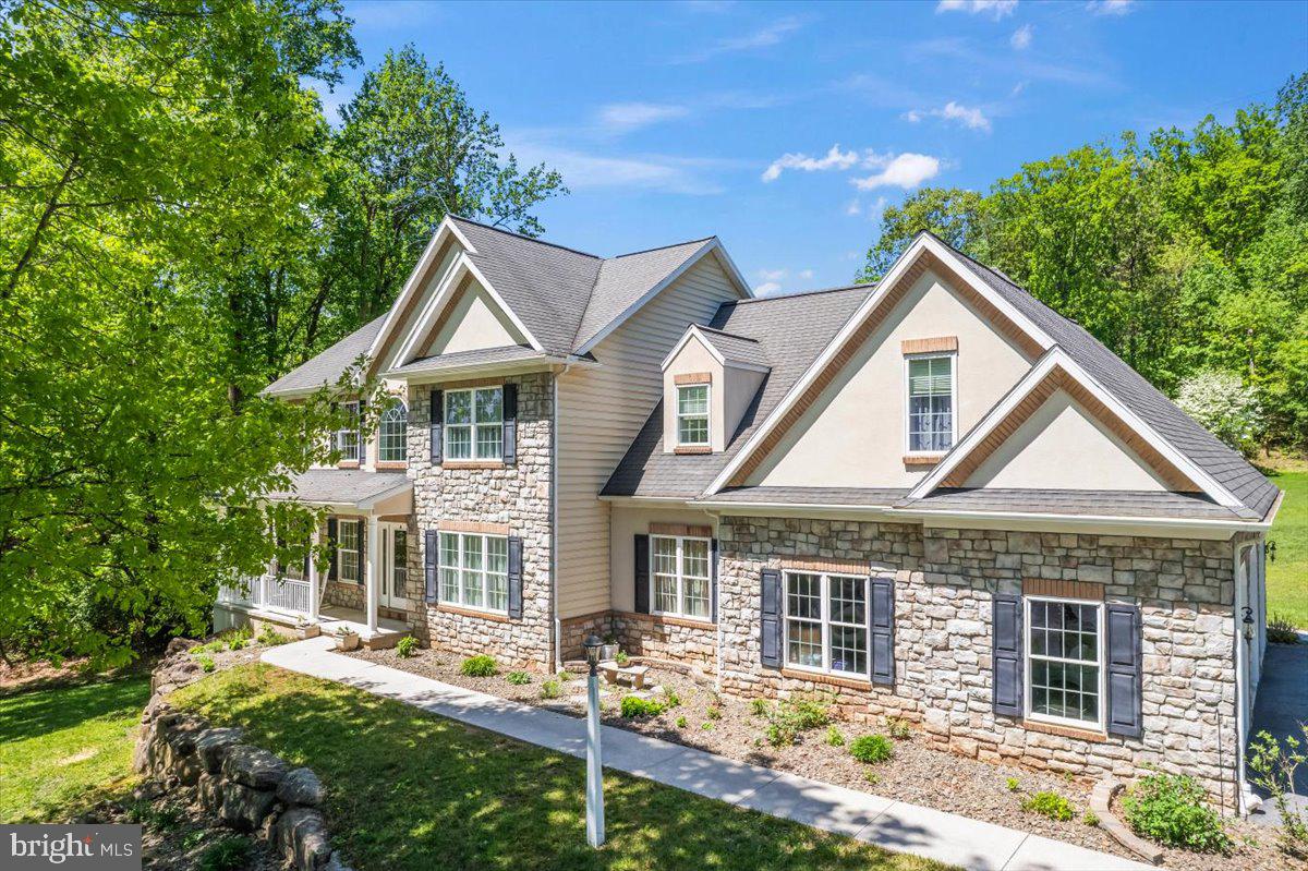 IRON VALLEY ESTATES - Residential