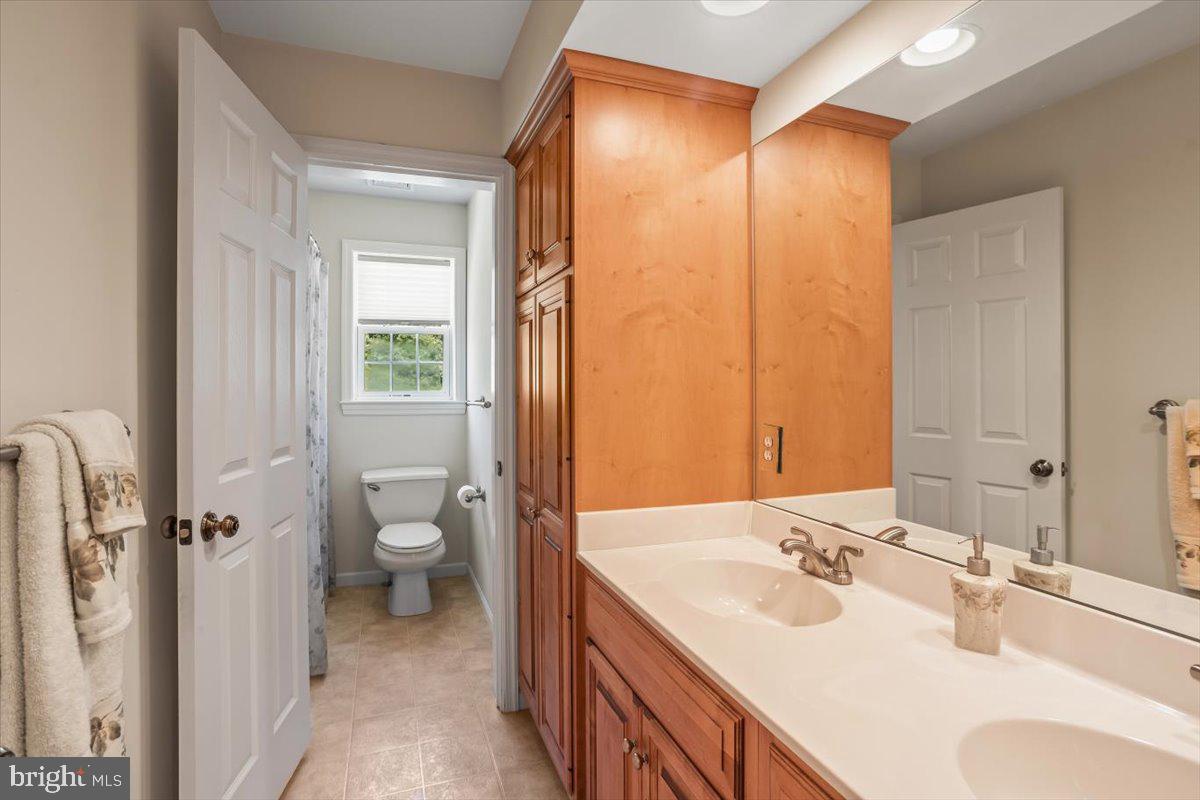 IRON VALLEY ESTATES - Residential