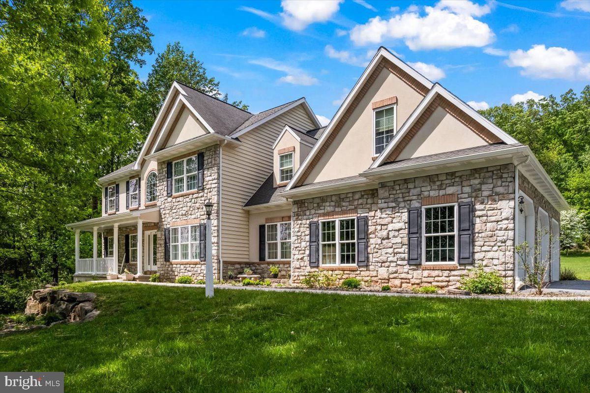 IRON VALLEY ESTATES - Residential