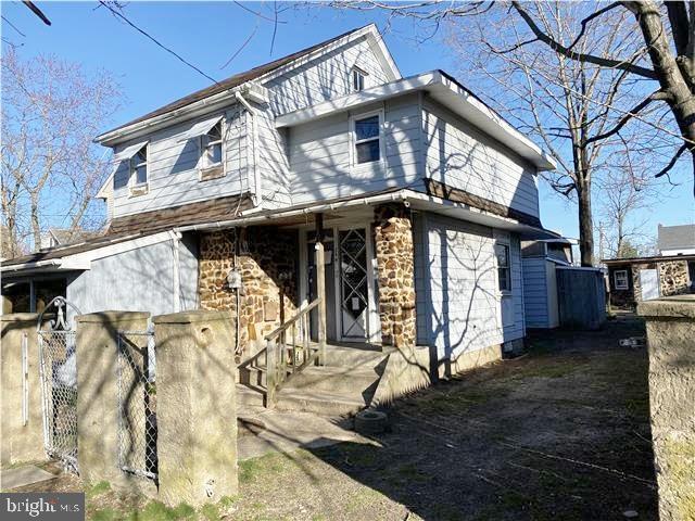 24 W GREEN STREET
