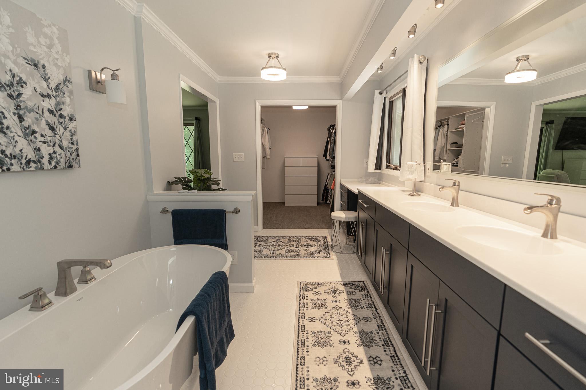 KINGSVILLE - Residential