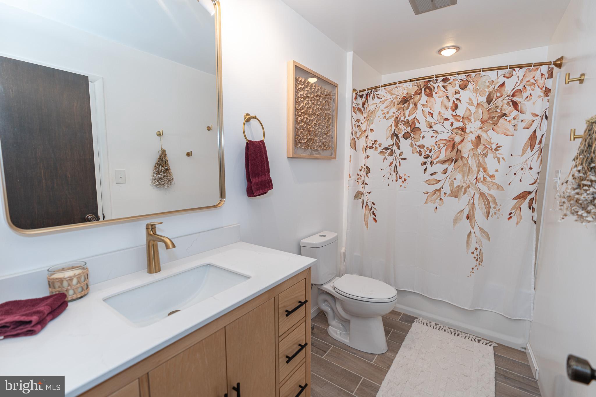 KINGSVILLE - Residential