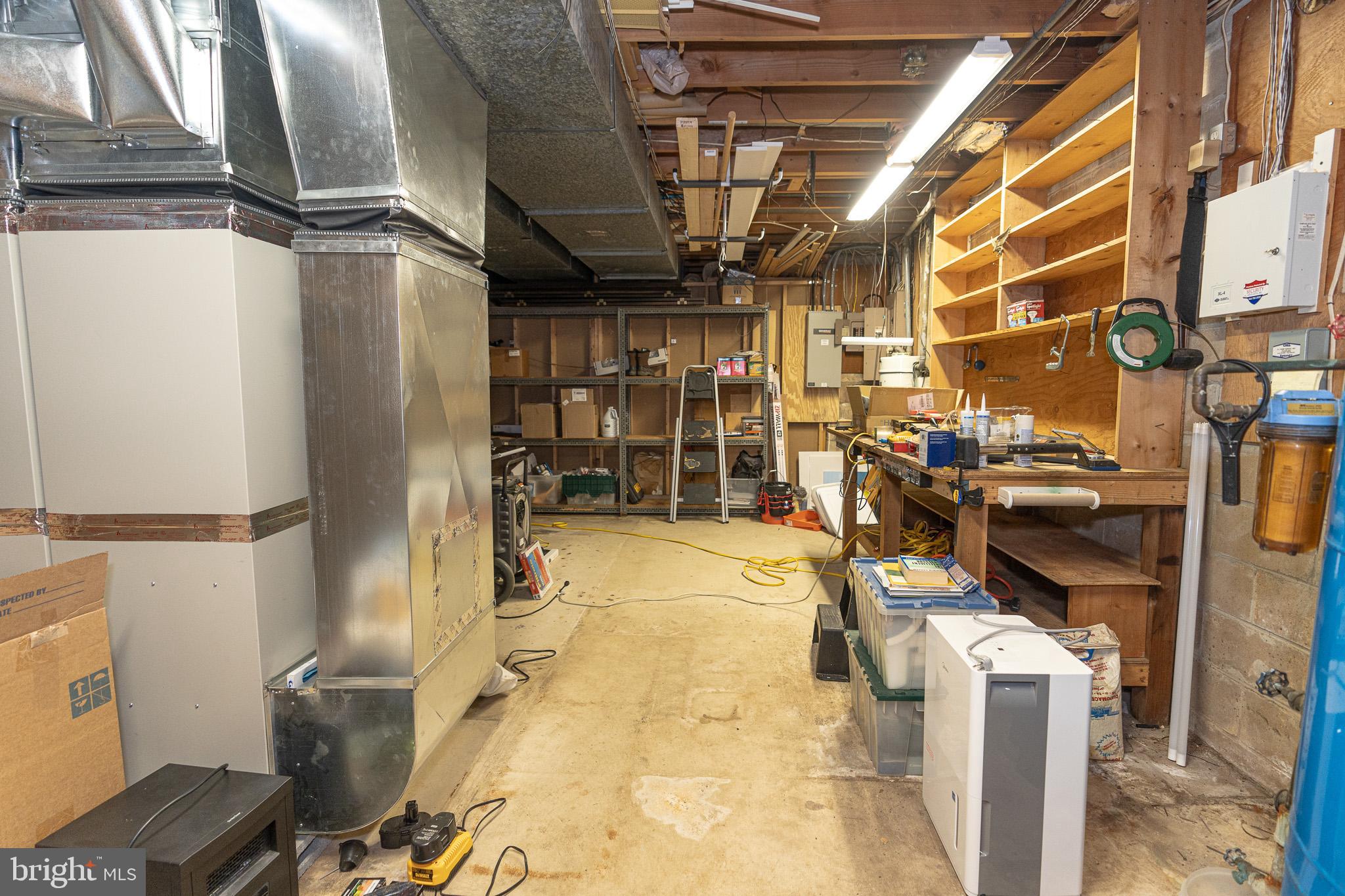 KINGSVILLE - Residential