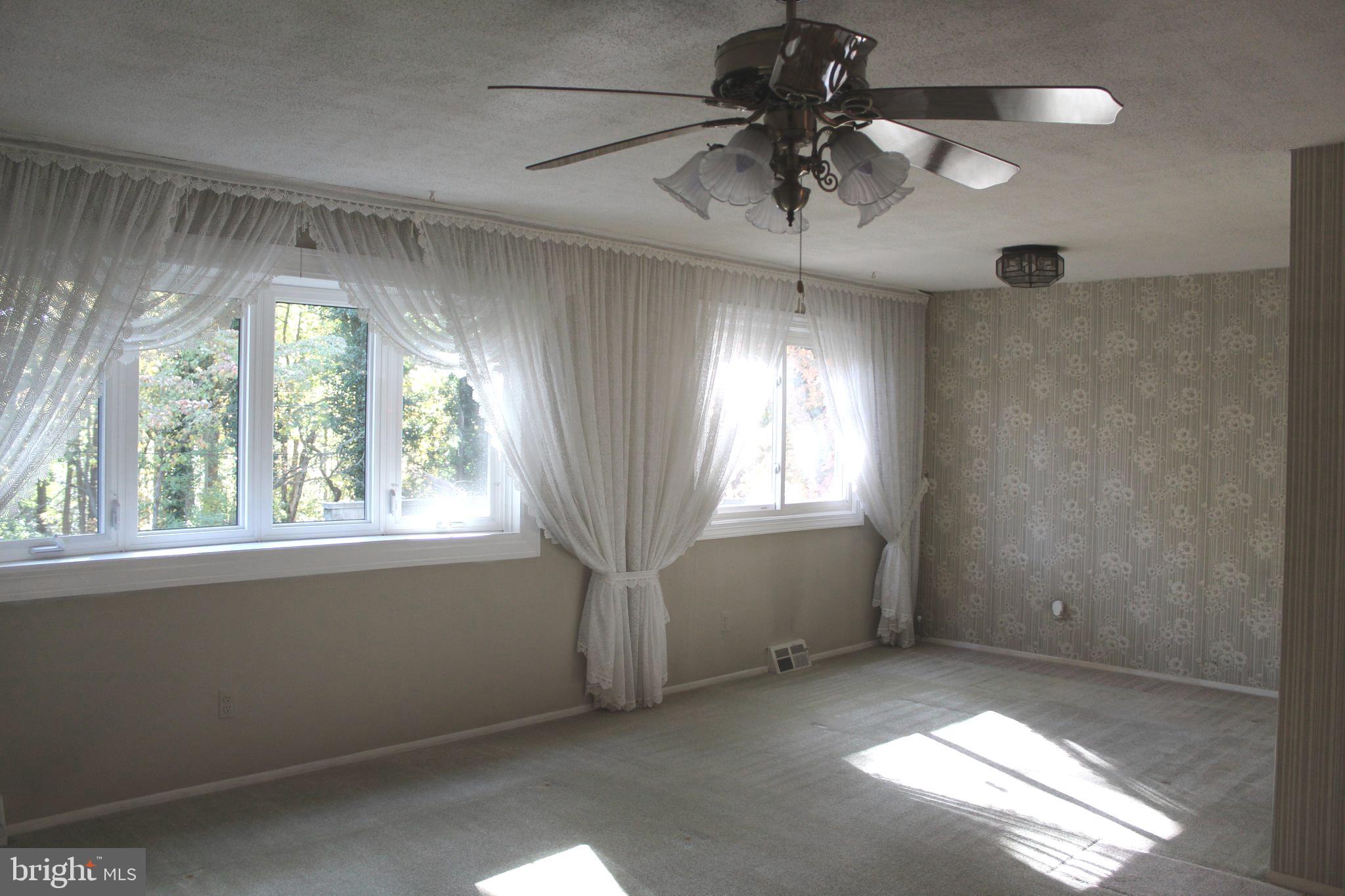 BARRINGTON - Residential