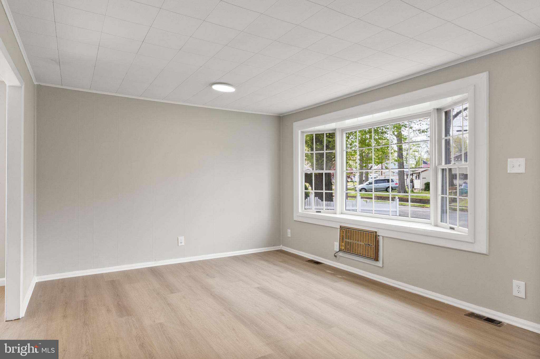 1507 CLEARBROOK AVENUE