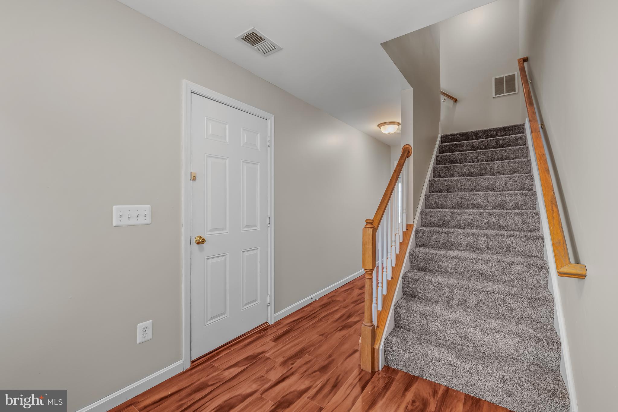 MILLS FARM - Residential