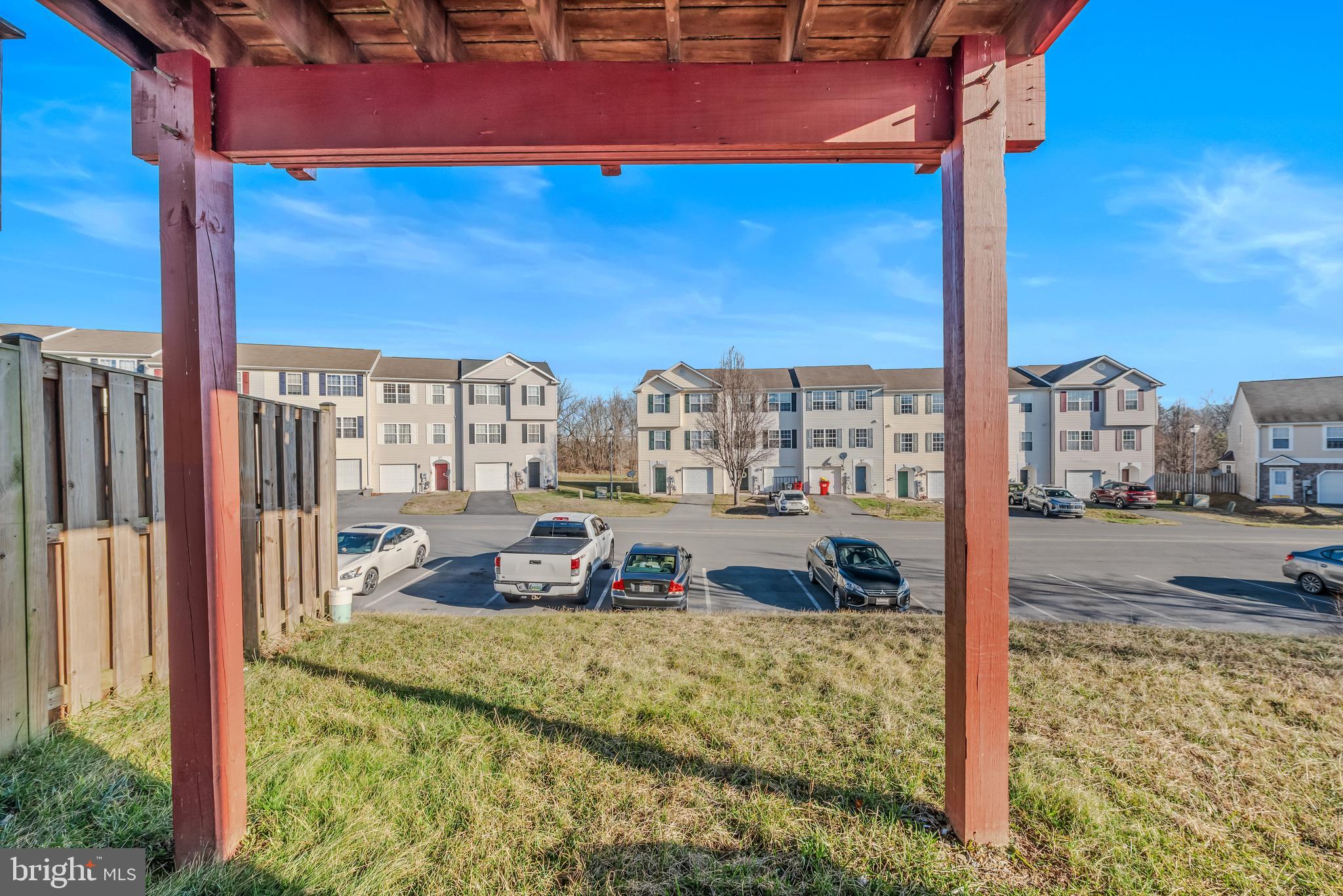 MILLS FARM - Residential