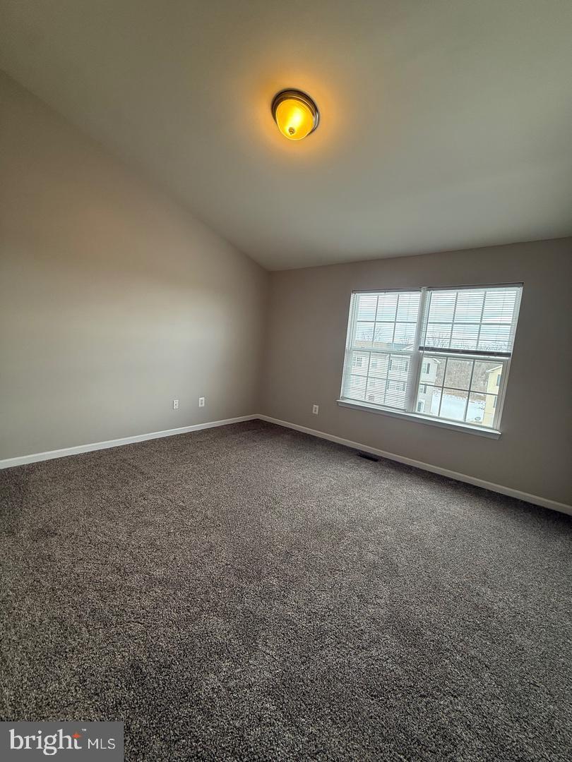 MILLS FARM - Residential