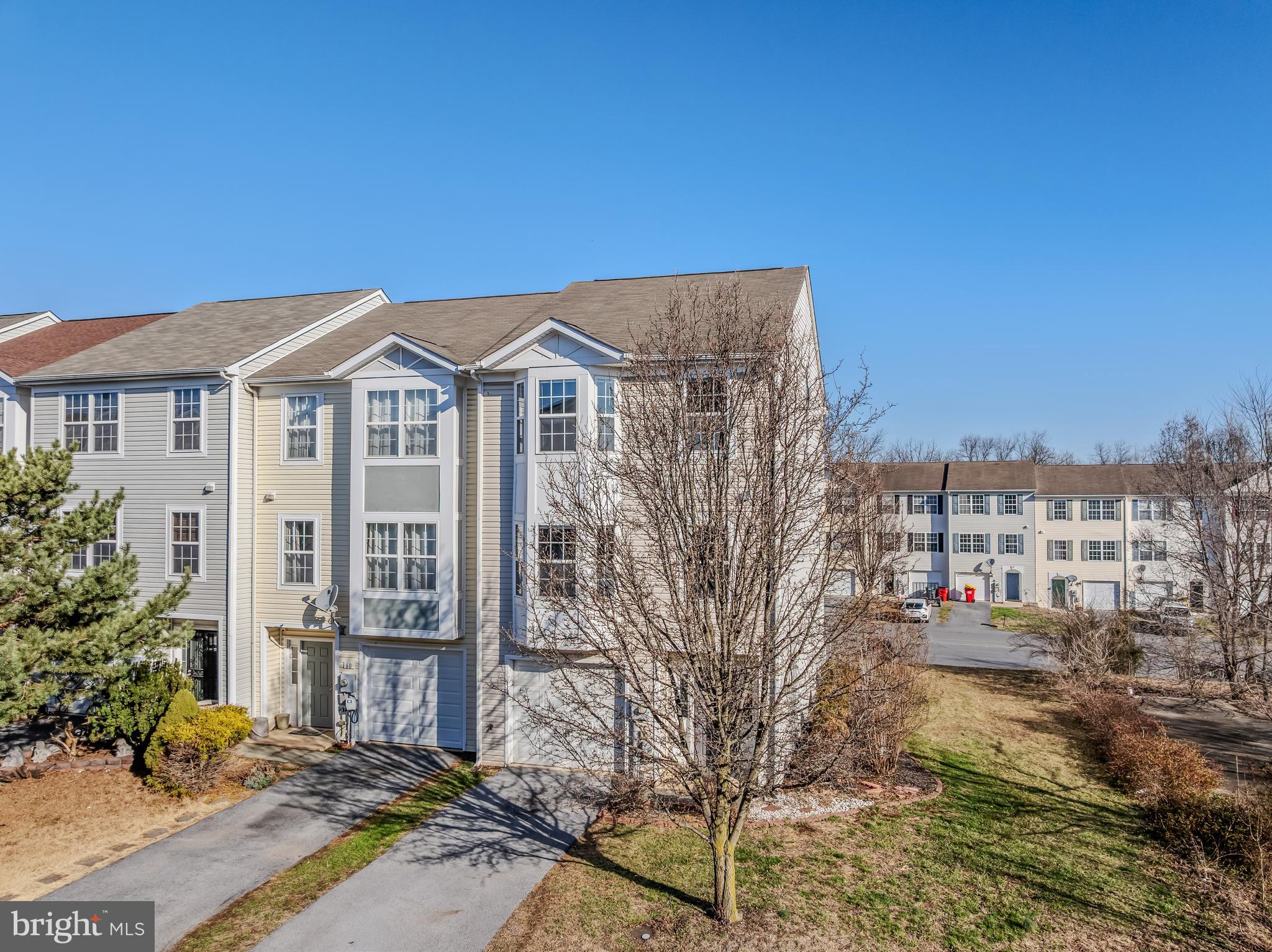 MILLS FARM - Residential