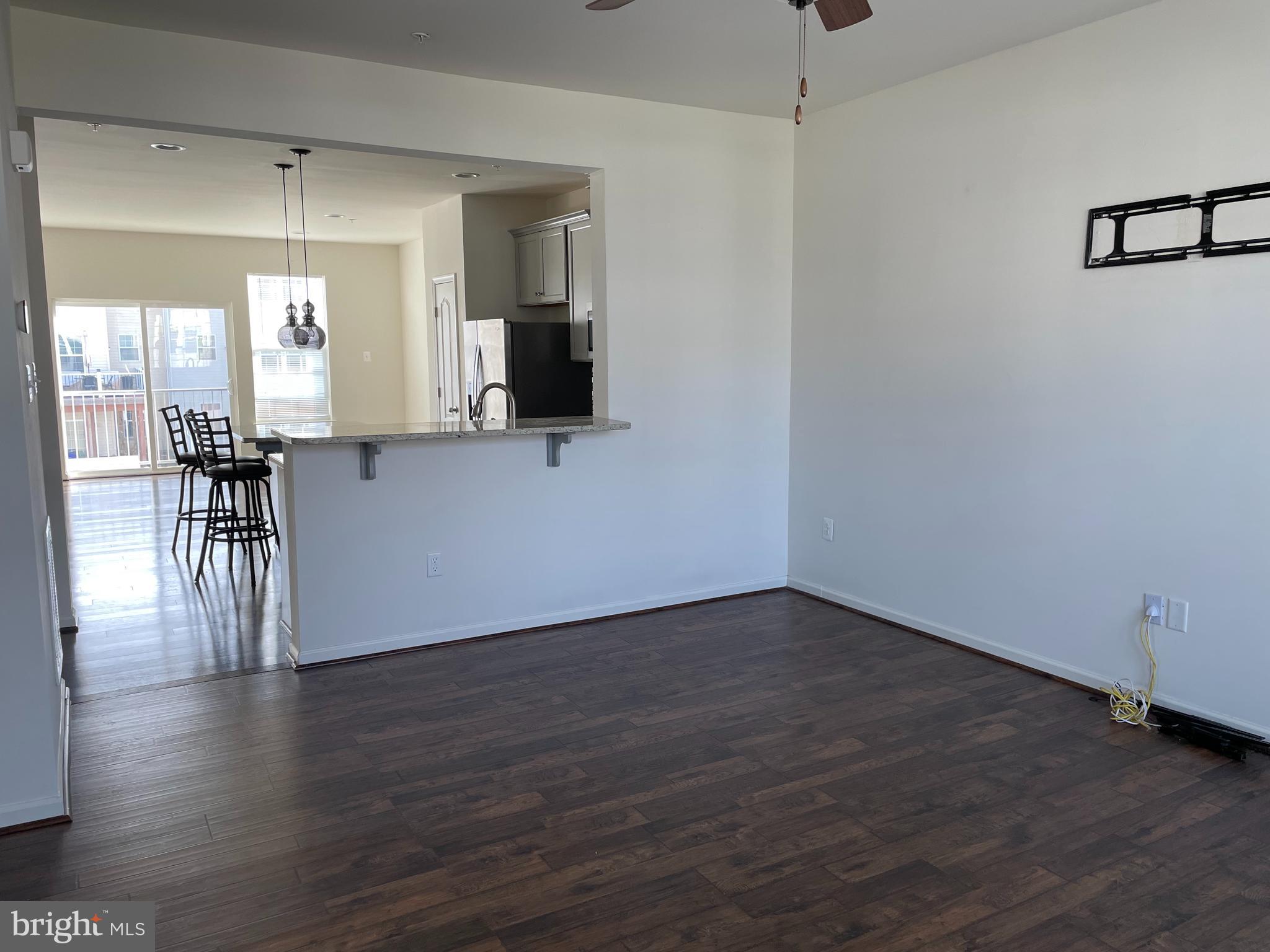 COLLEGIATE ACRES - Residential Lease