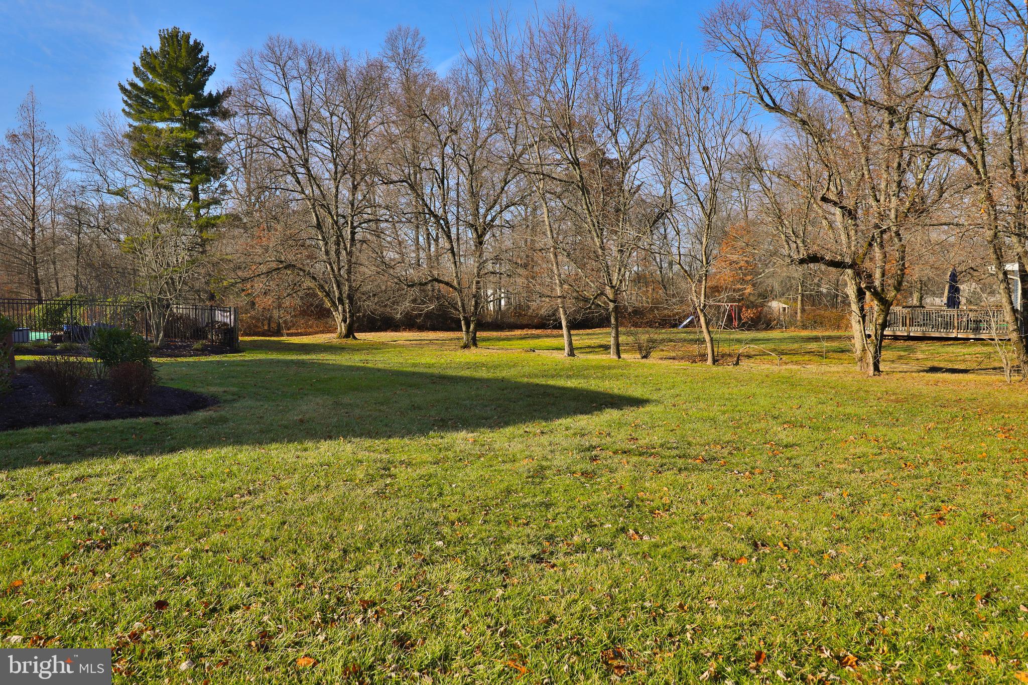 GWYNEDD KNOLL - Residential