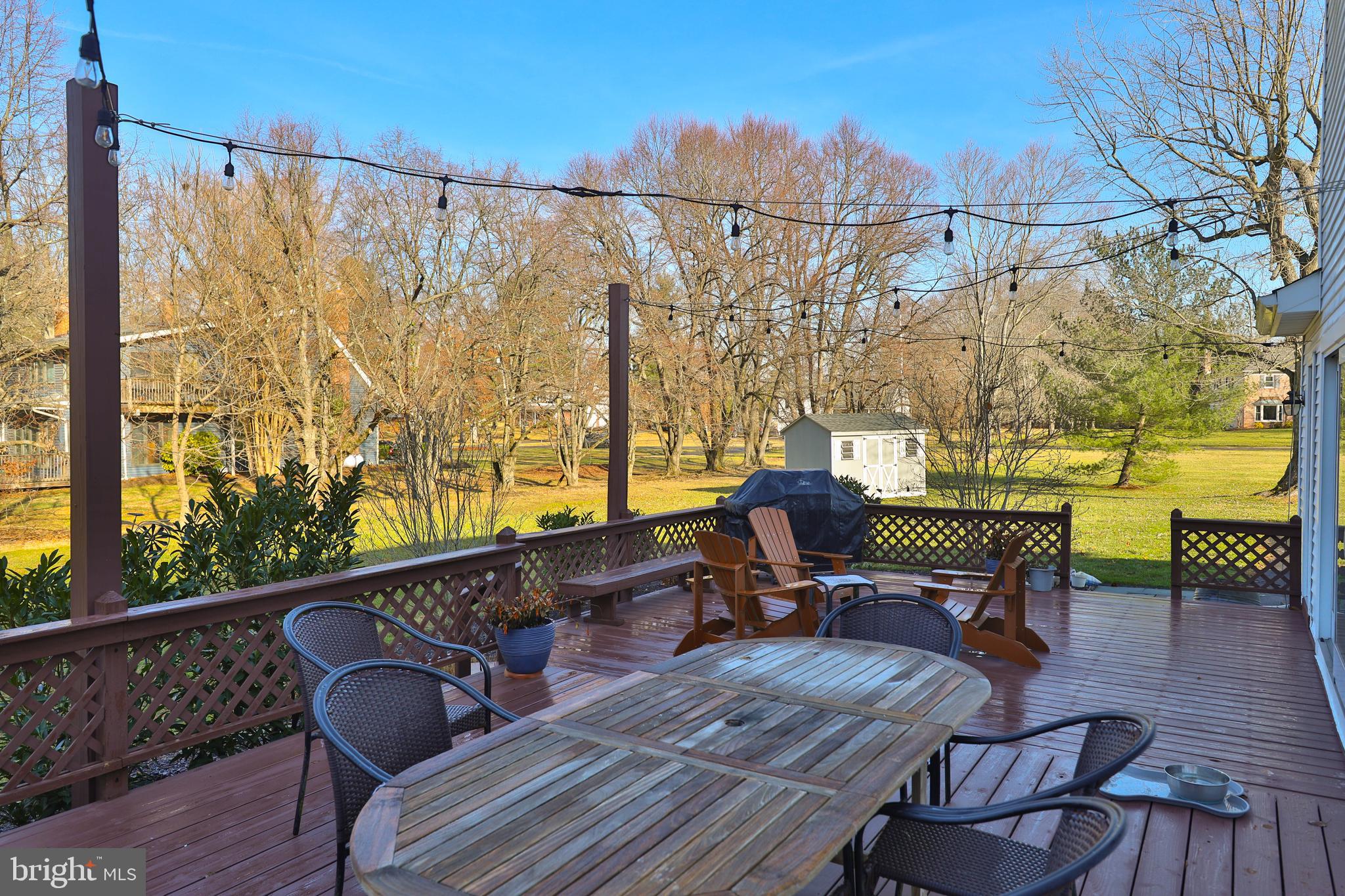 GWYNEDD KNOLL - Residential