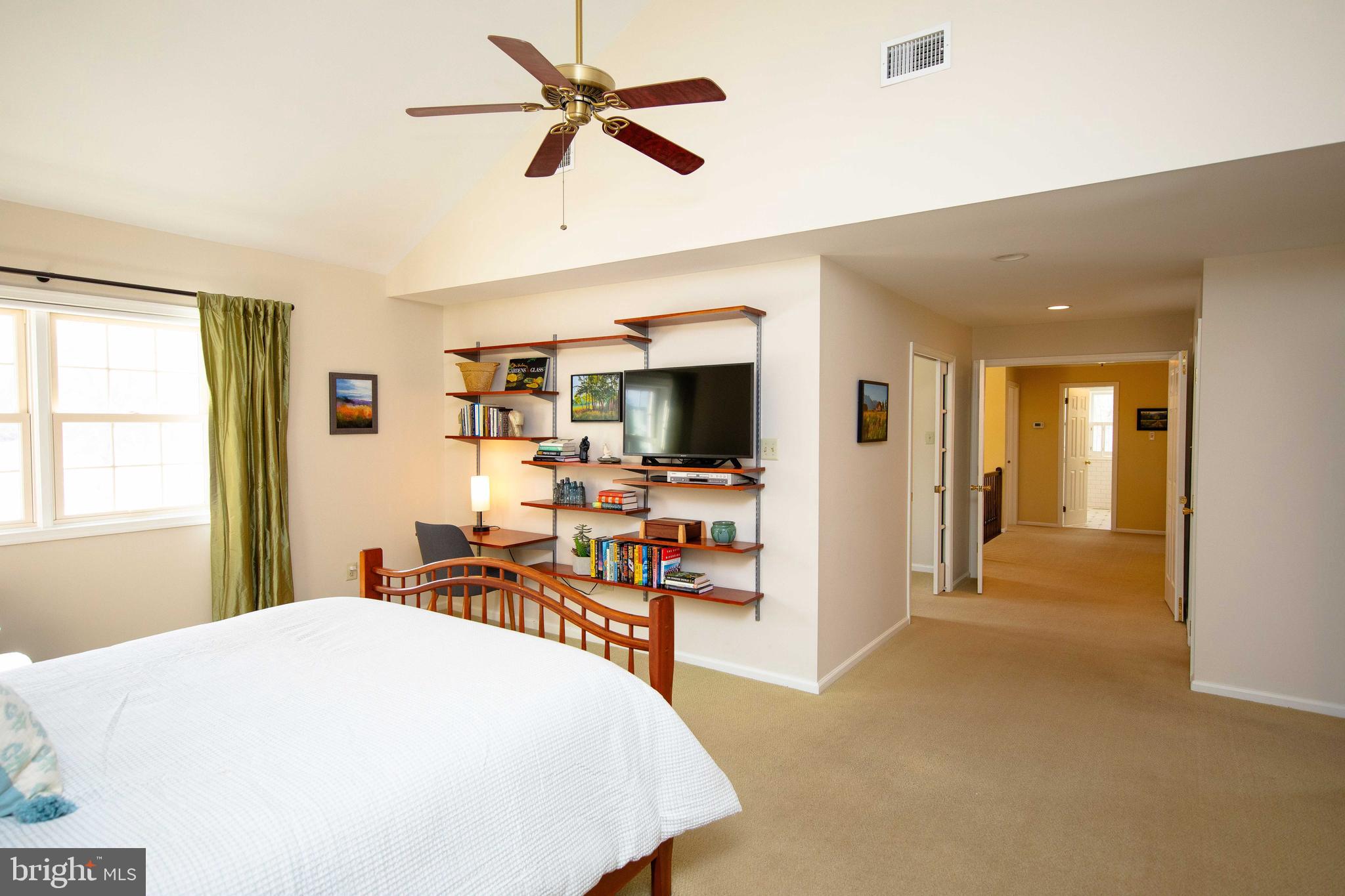 GWYNEDD KNOLL - Residential