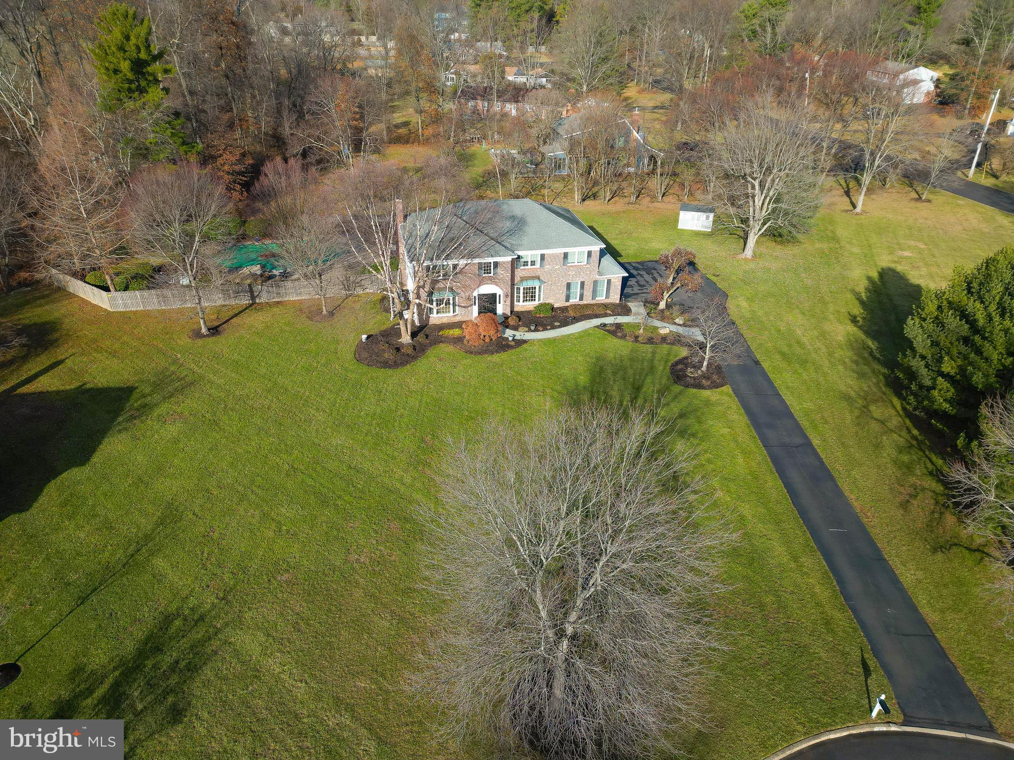 GWYNEDD KNOLL - Residential