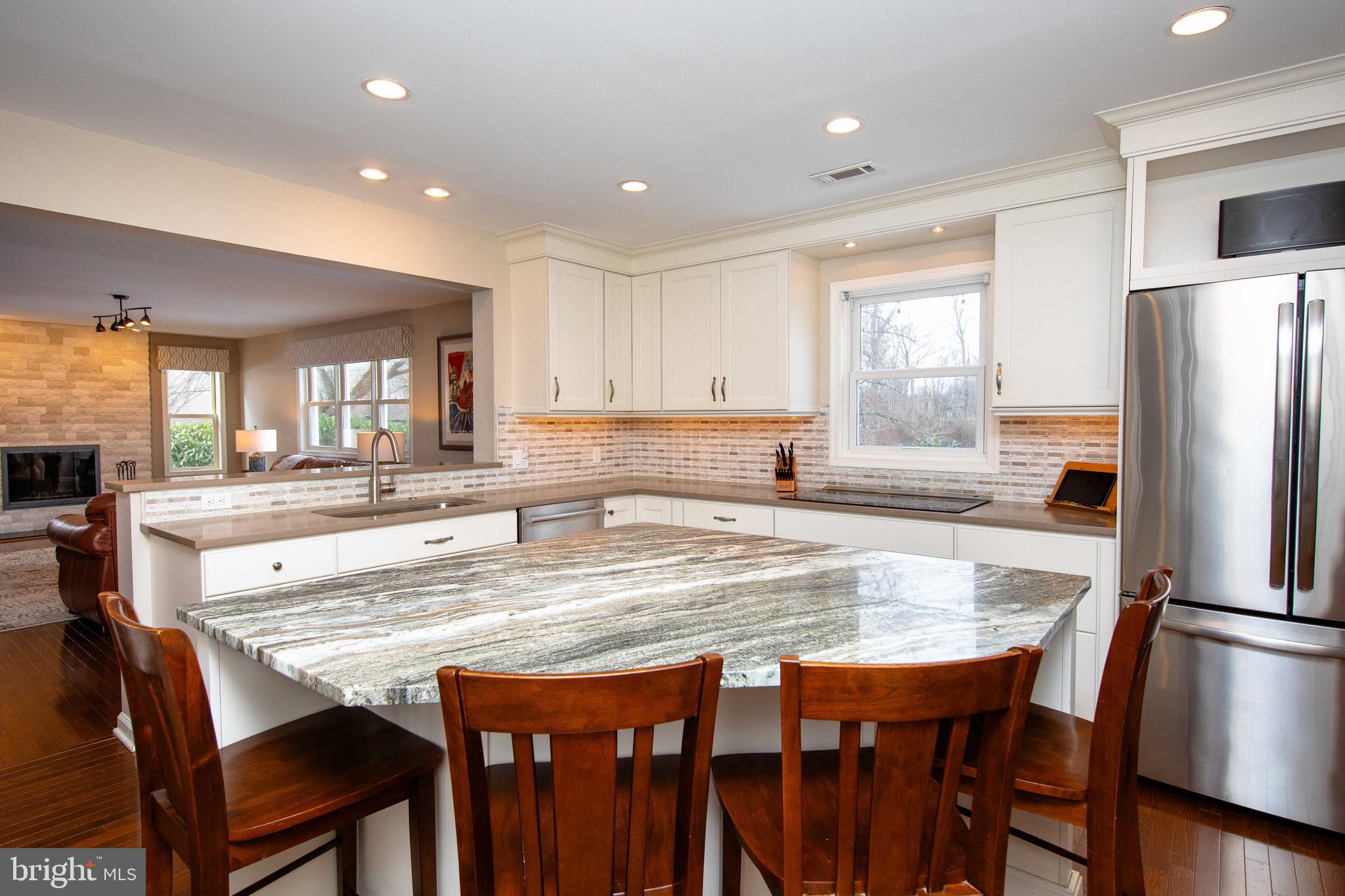 GWYNEDD KNOLL - Residential