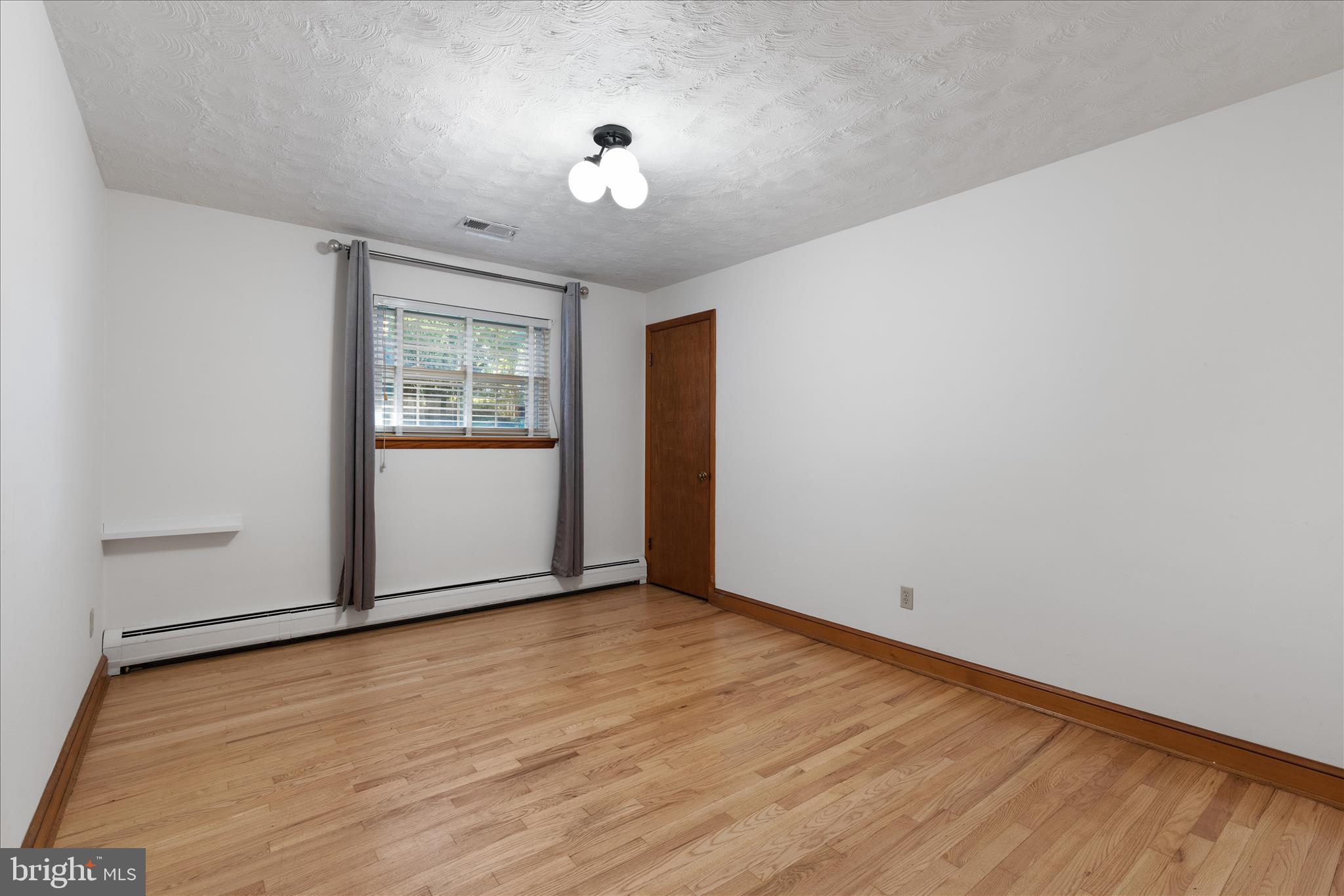 LANDOVER - Residential