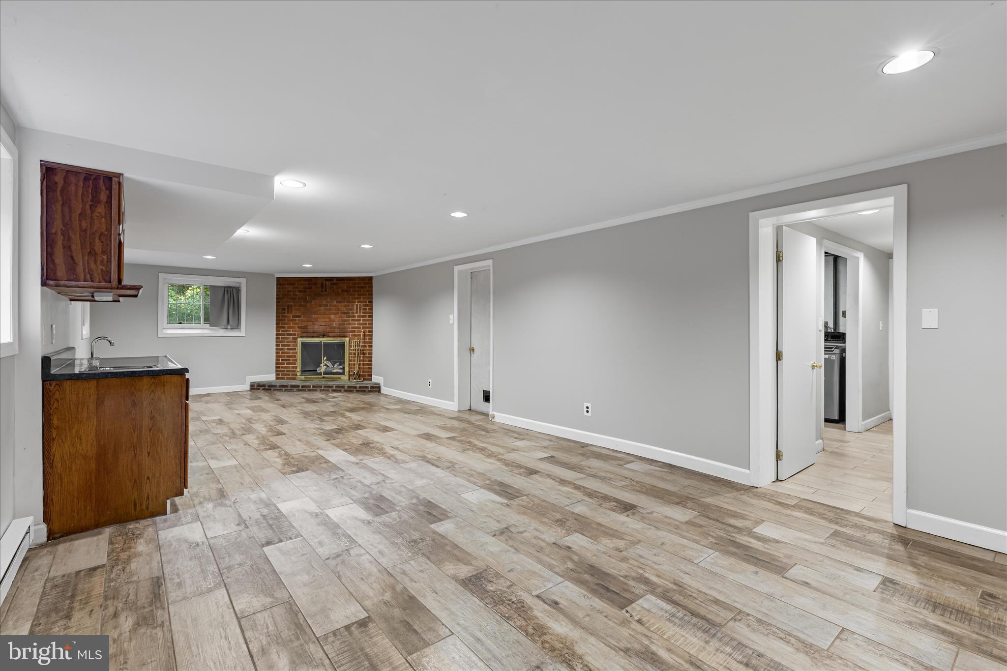 LANDOVER - Residential